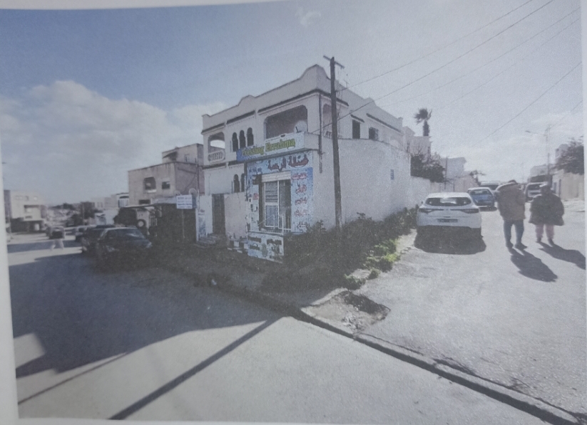 El Omrane Superieur&nbsp;El Omrane Superieur&nbsp;Vente&nbsp;Maisons&nbsp;Villa avec locaux commerciaux