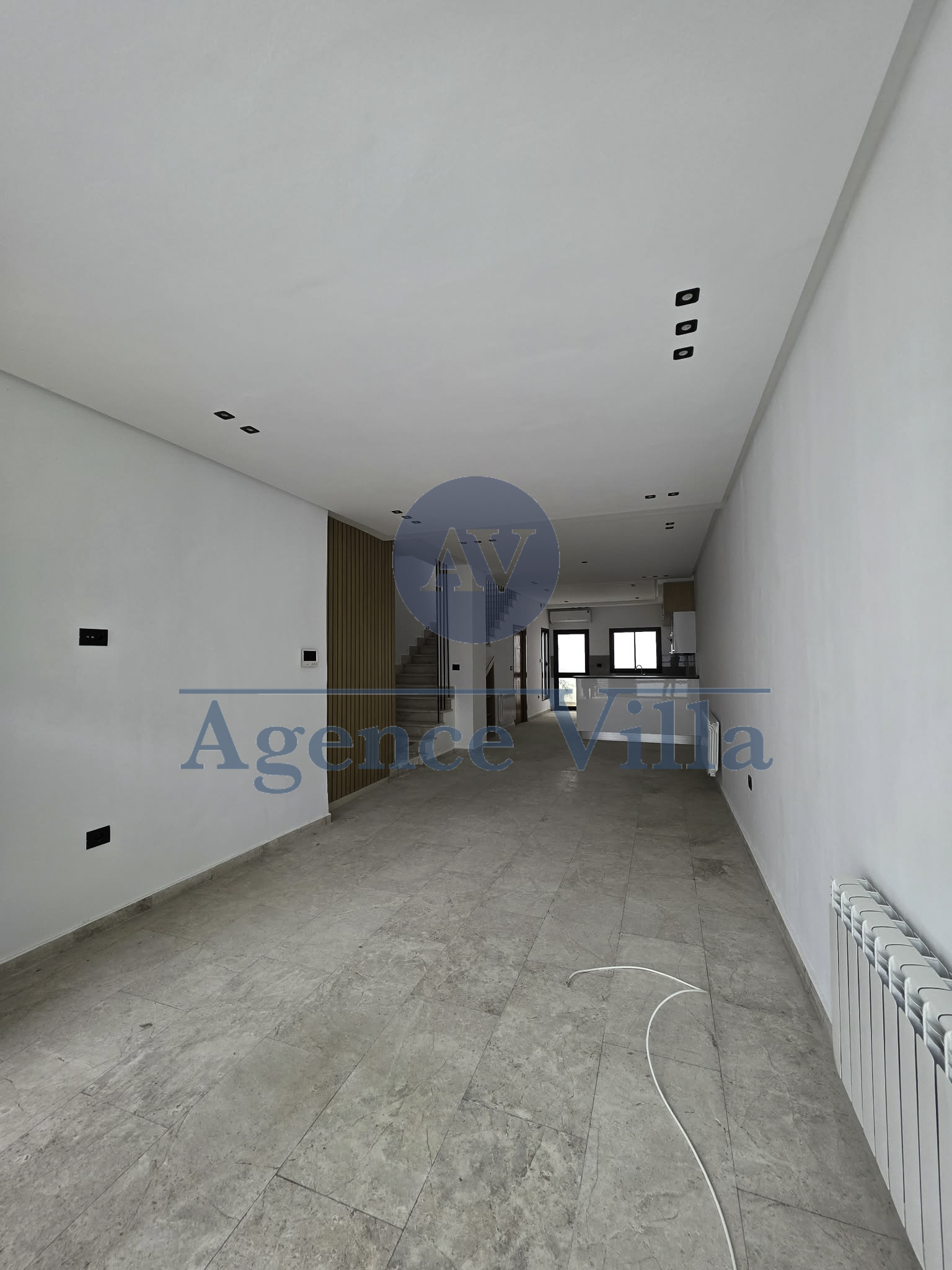 La Marsa&nbsp;Cite Du Stade&nbsp;Location&nbsp;Appart. 4 pi�ces&nbsp;Duplex � la marsa s3