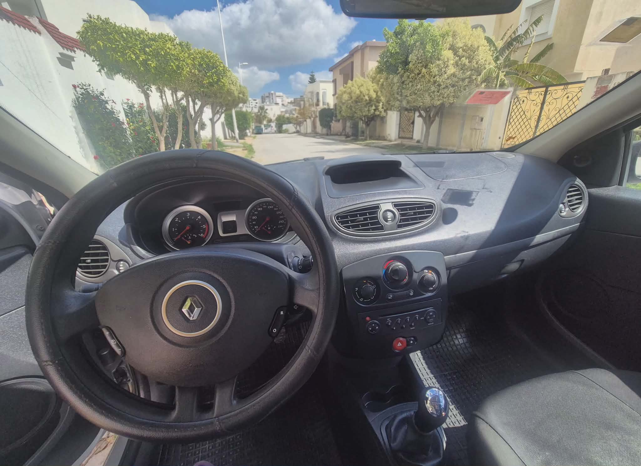 Ariana Ville&nbsp;Ariana&nbsp;Renault&nbsp;Clio&nbsp;Clio 6cv diesel