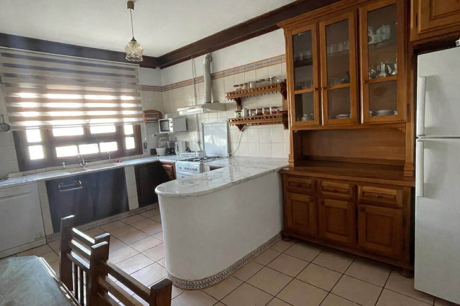 Ariana Ville&nbsp;Cite Ennasr 1&nbsp;Location&nbsp;Appart. 4 pi�ces&nbsp;Appart s3 spacieux � ennasr 1