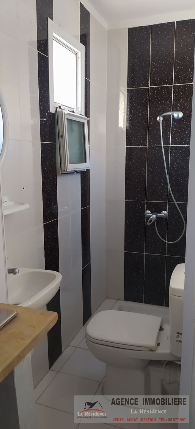 Bizerte Nord&nbsp;Bizerte&nbsp;Location&nbsp;Appart. 1 pi�ce&nbsp;Un studio pied dans l'eau bizerte