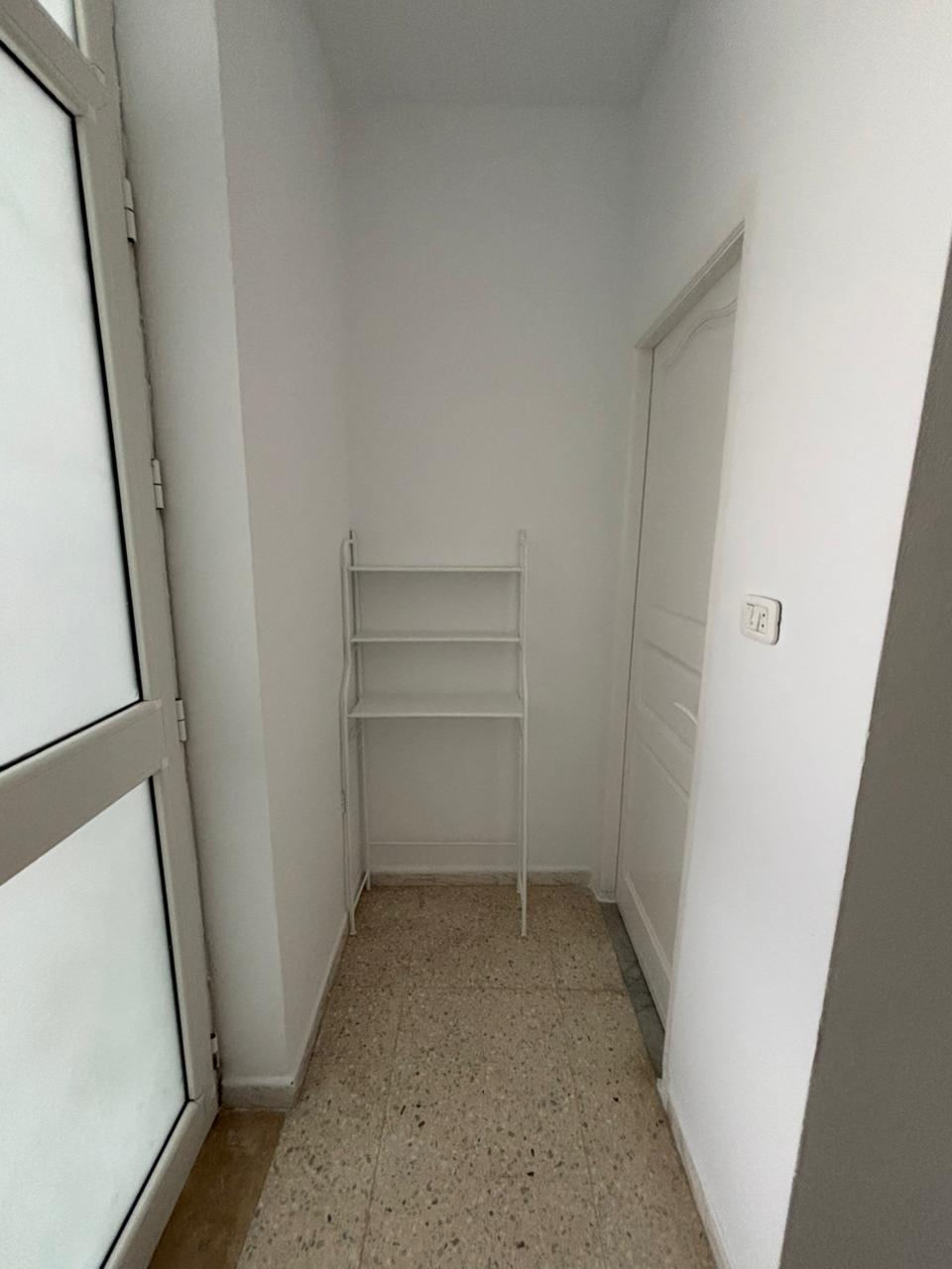 El Menzah&nbsp;El Menzah 9&nbsp;Location&nbsp;Appart. 1 pi�ce&nbsp;Jolie studio meubl�e