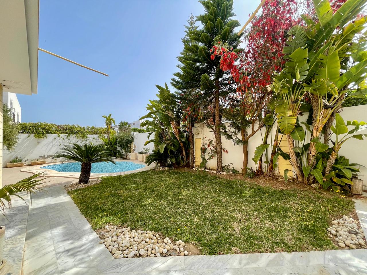 La Marsa&nbsp;Gammart&nbsp;Location&nbsp;Maisons&nbsp;Villa s6 avec jardin � gammarfth