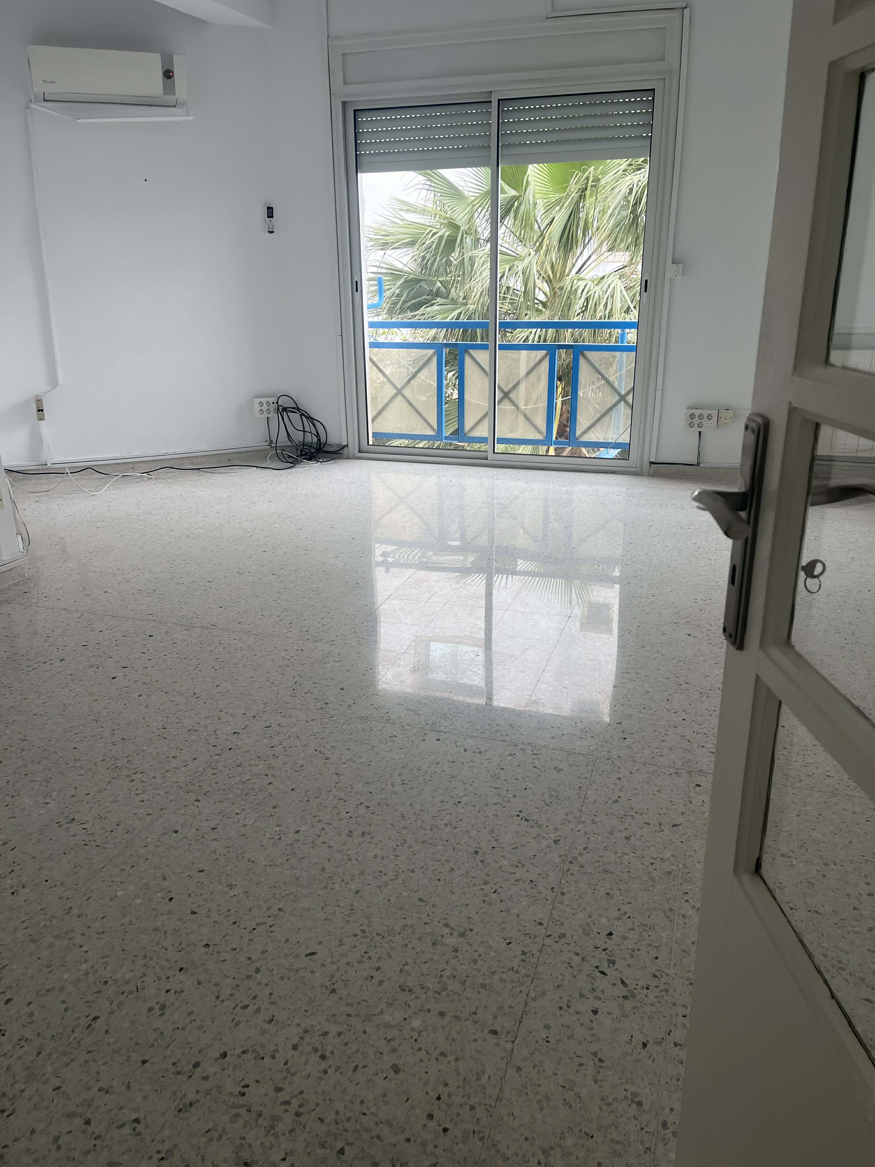 La Marsa&nbsp;Berge Du Lac&nbsp;Location&nbsp;Appart. 4 pi�ces&nbsp;Appartement spacieux lac 1