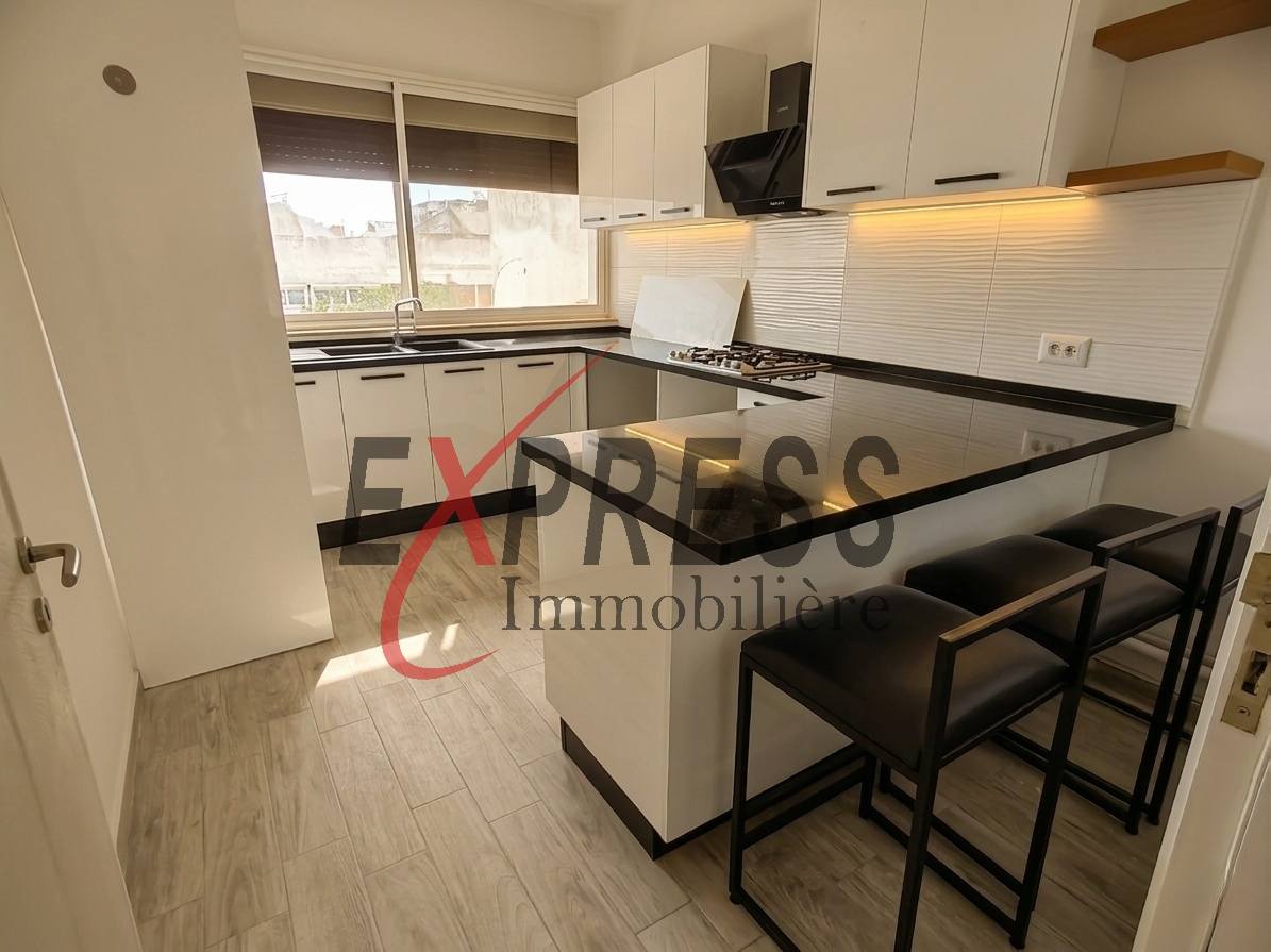 El Menzah&nbsp;Mutuelle Ville&nbsp;Location&nbsp;Appart. 4 pi�ces&nbsp;Appartement s3 retap� � neuf