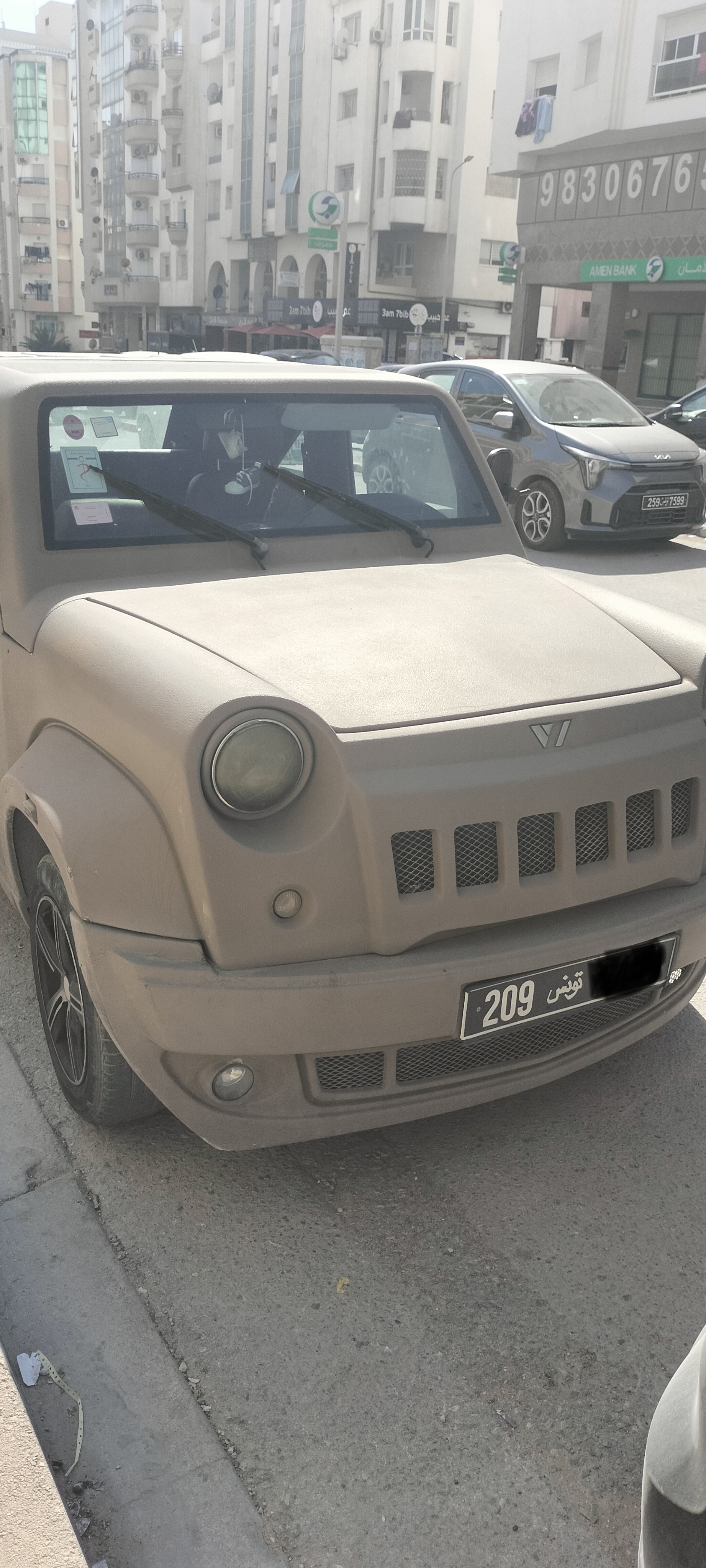 Le Bardo&nbsp;Le Bardo&nbsp;Wallys&nbsp;Wallys&nbsp;Wallys couleur unique