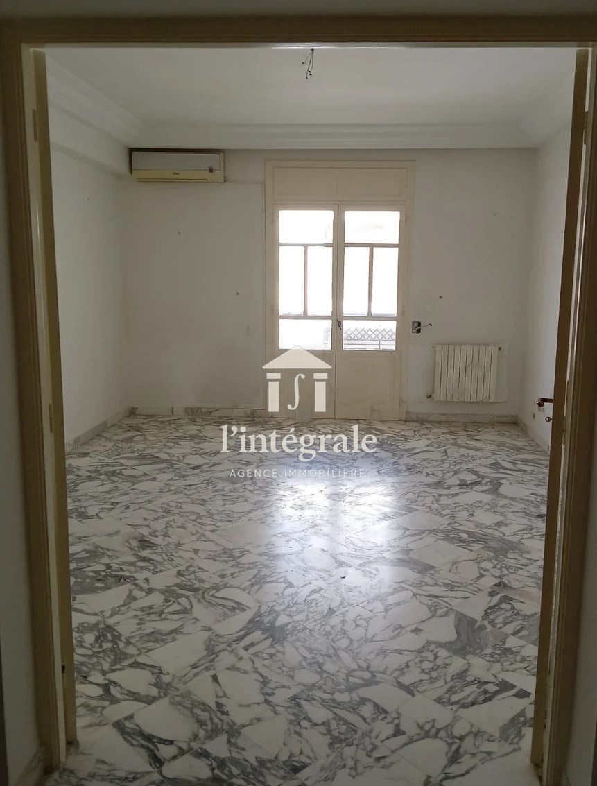 Ariana Ville&nbsp;Riadh Landlous&nbsp;Location&nbsp;Appart. 4 pi�ces&nbsp;Spacieux s3