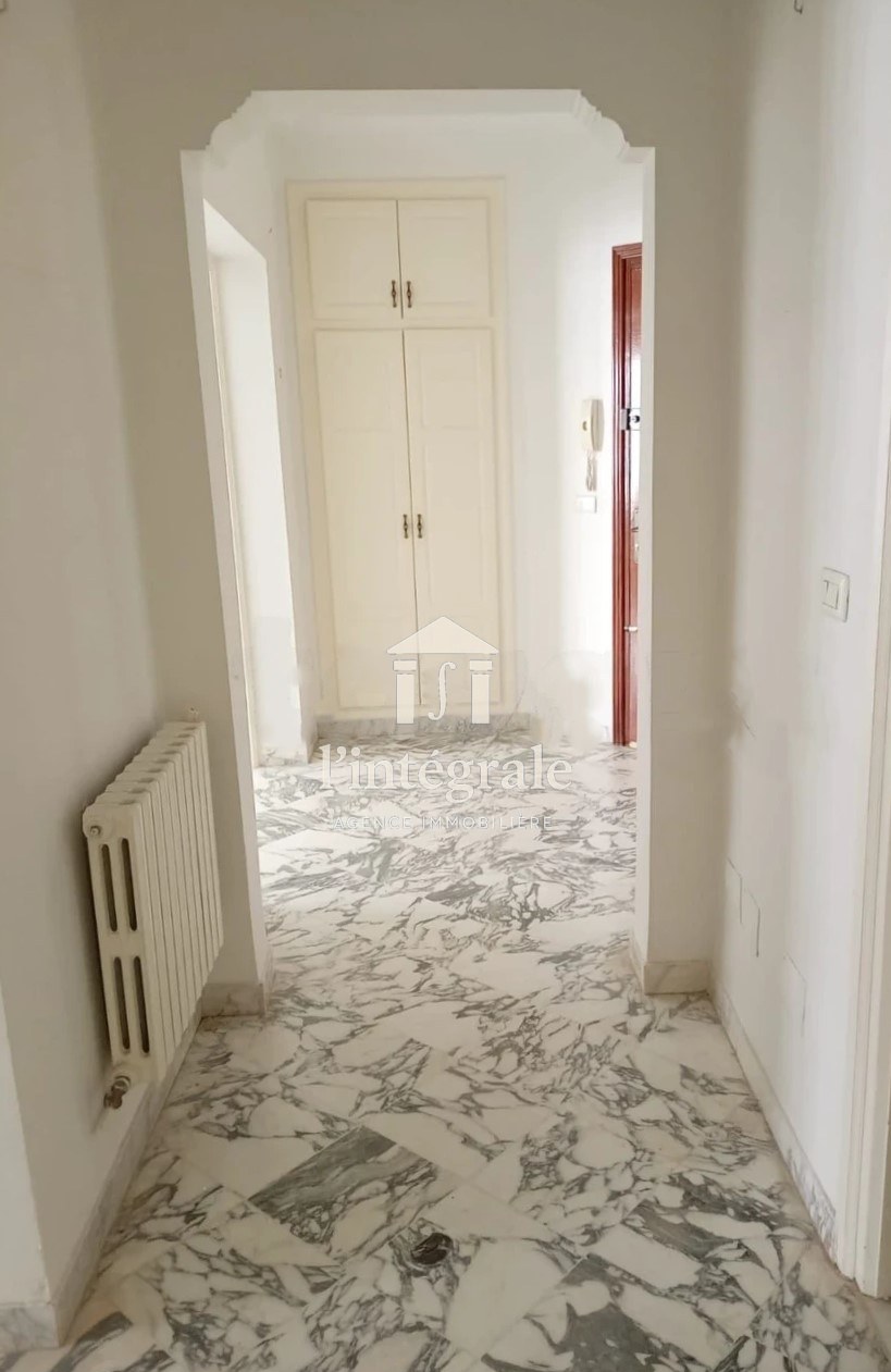 Ariana Ville&nbsp;Riadh Landlous&nbsp;Location&nbsp;Appart. 4 pi�ces&nbsp;Spacieux s3