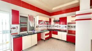 La Soukra&nbsp;Borj Louzir&nbsp;Vente&nbsp;Maisons&nbsp;Villa  de 319m2 terrain et 350m2 bti