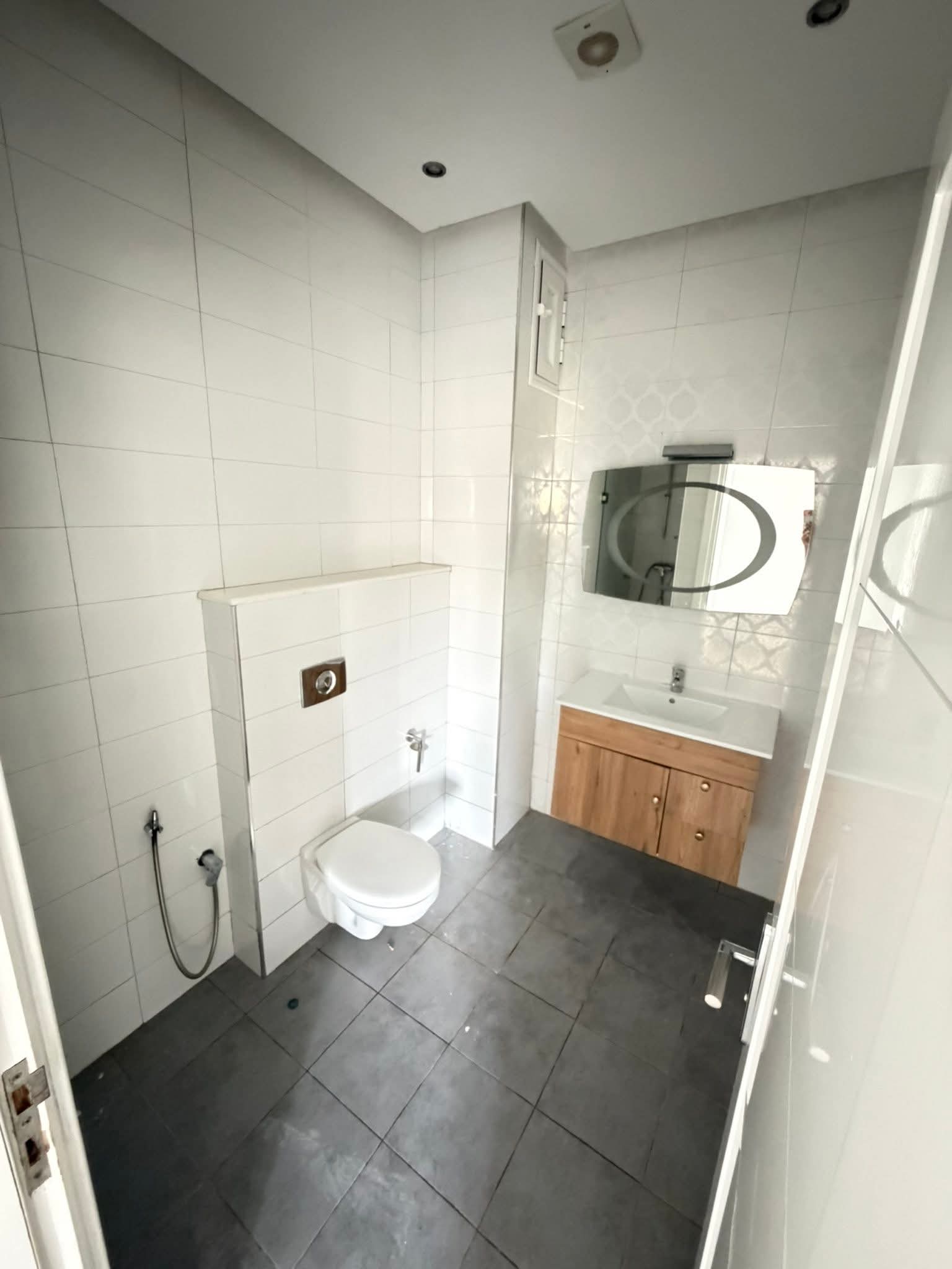 Ariana Ville&nbsp;Riadh Landlous&nbsp;Location&nbsp;Maisons&nbsp;Triplex s4 3000d riadh el andalous