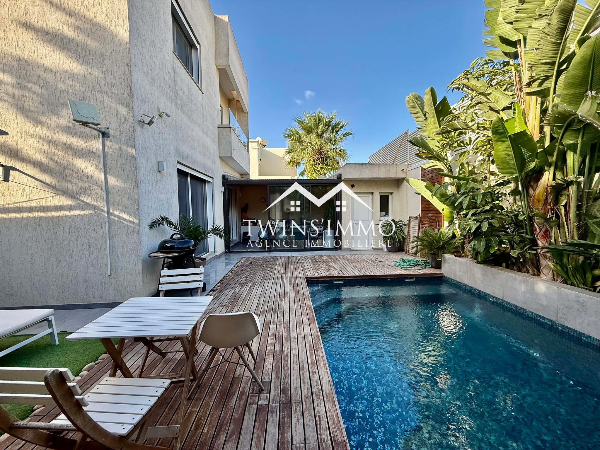 La Marsa&nbsp;Gammart&nbsp;Location&nbsp;Maisons&nbsp;Villa s4 vide avec piscine � gammarth