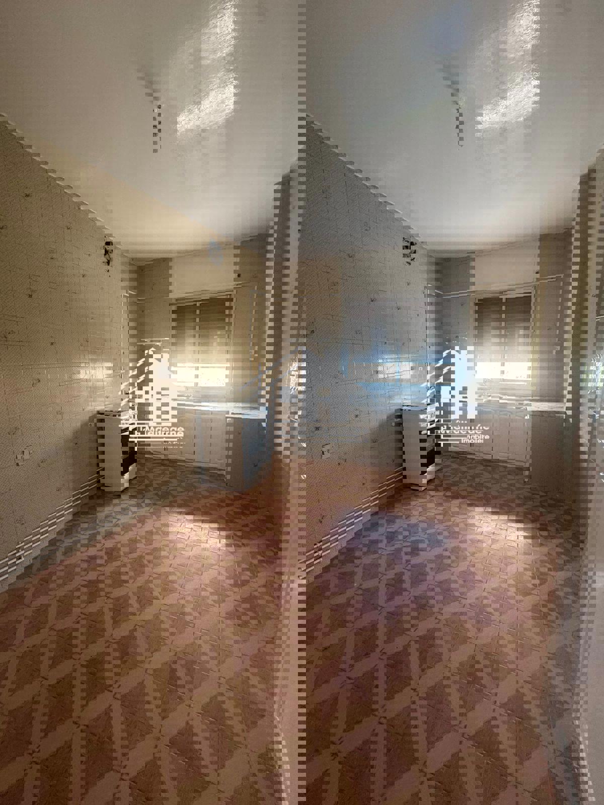 Le Bardo&nbsp;Le Bardo&nbsp;Location&nbsp;Appart. 4 pi�ces&nbsp;�tage de villa s3 ind�pendant