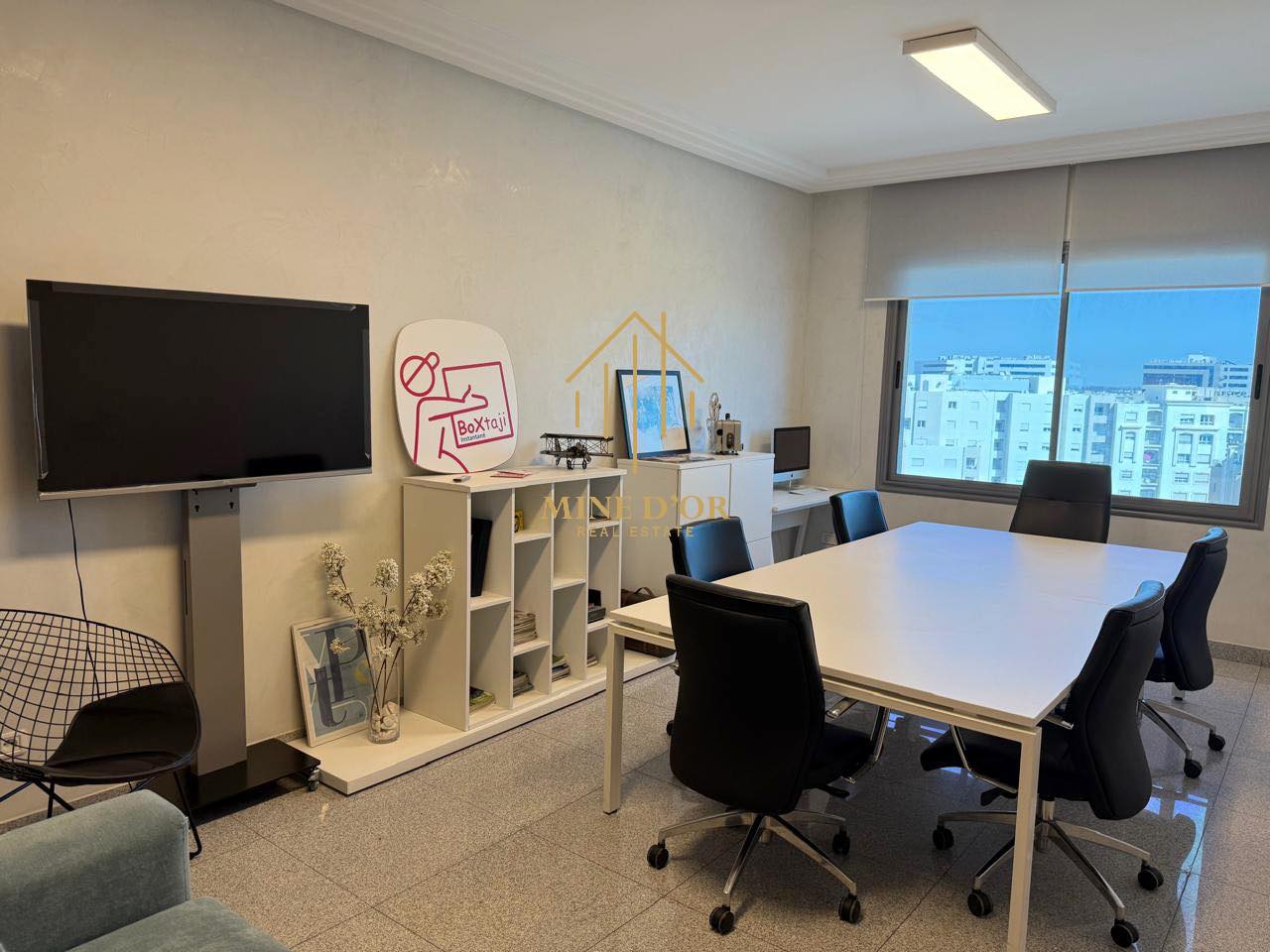 Cite El Khadra&nbsp;Zone urbaine nord&nbsp;Bureaux & Commerces&nbsp;Bureau&nbsp;Al bureau meubl� au  centre urbain nord