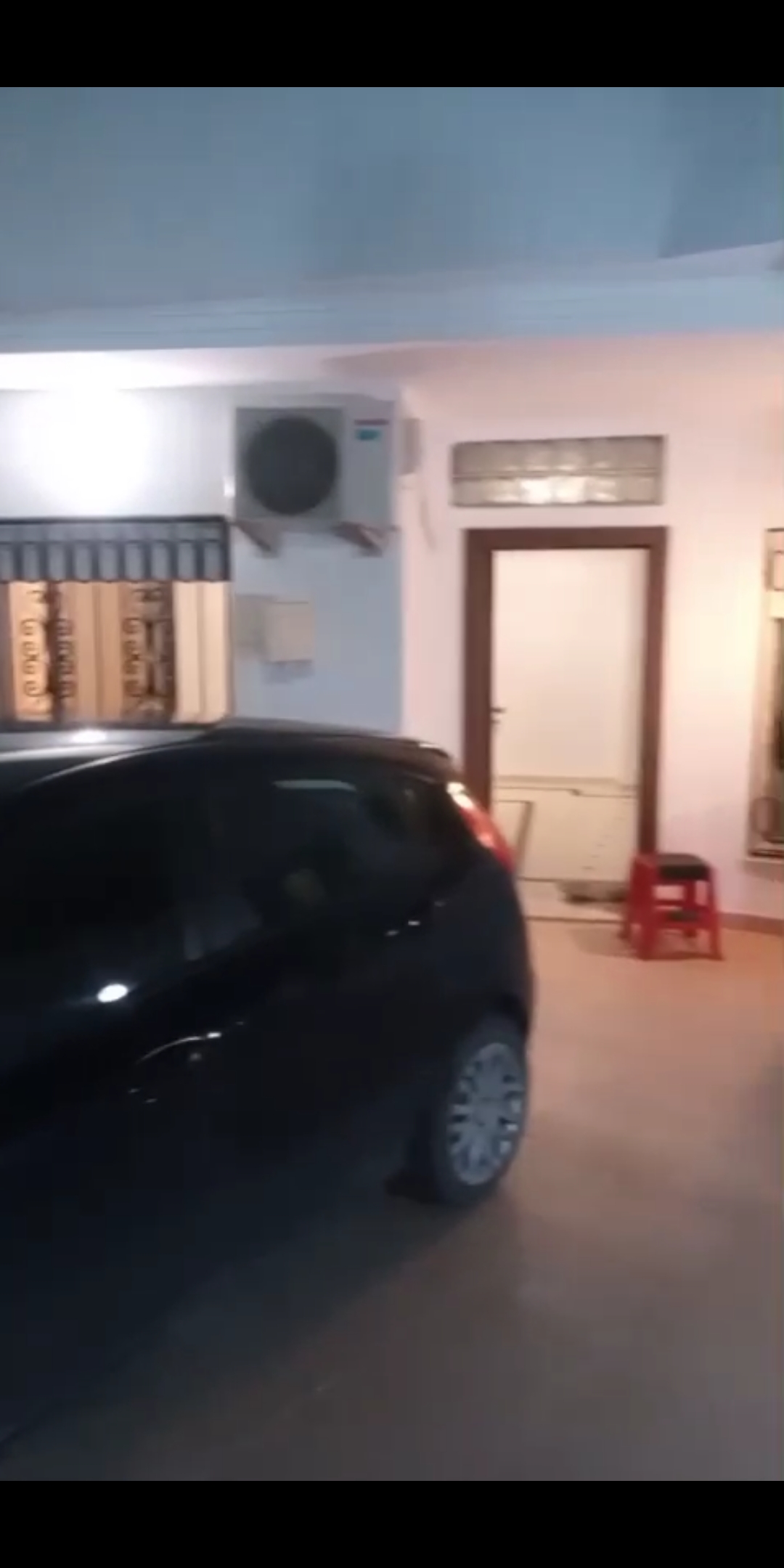 Ariana Ville&nbsp;Cite Ennasr 1&nbsp;Location&nbsp;Appart. 3 pi�ces&nbsp;S2 lux rdc