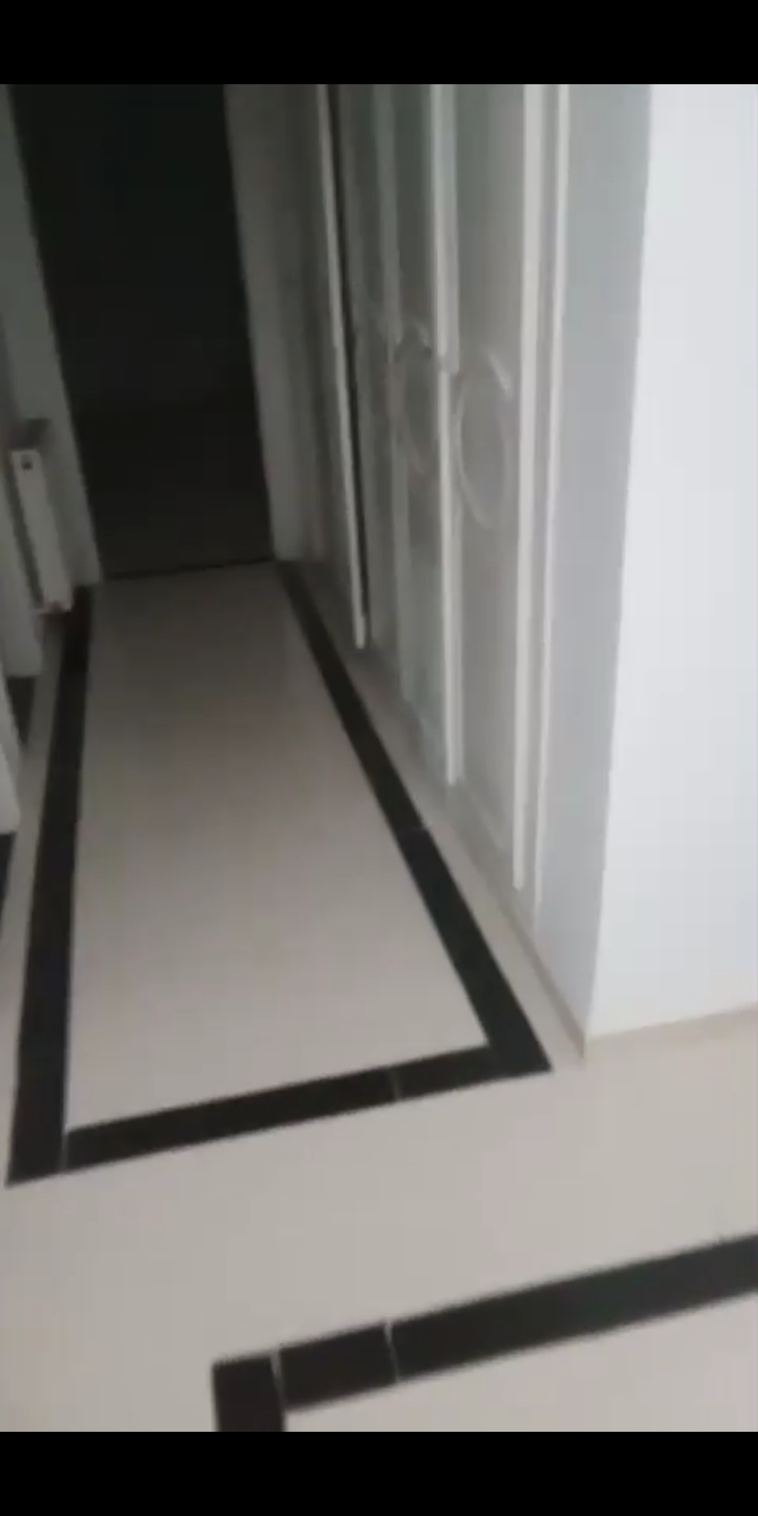 Ariana Ville&nbsp;Cite Ennasr 1&nbsp;Location&nbsp;Appart. 3 pi�ces&nbsp;S2 lux rdc