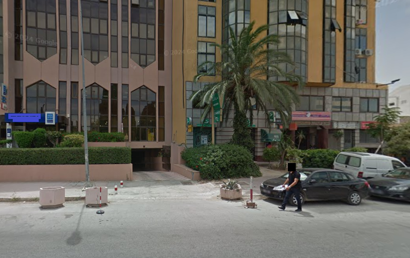 Cite El Khadra&nbsp;Kheireddine Pacha&nbsp;Bureaux & Commerces&nbsp;Bureau&nbsp;Bonne affaire � monplaisir