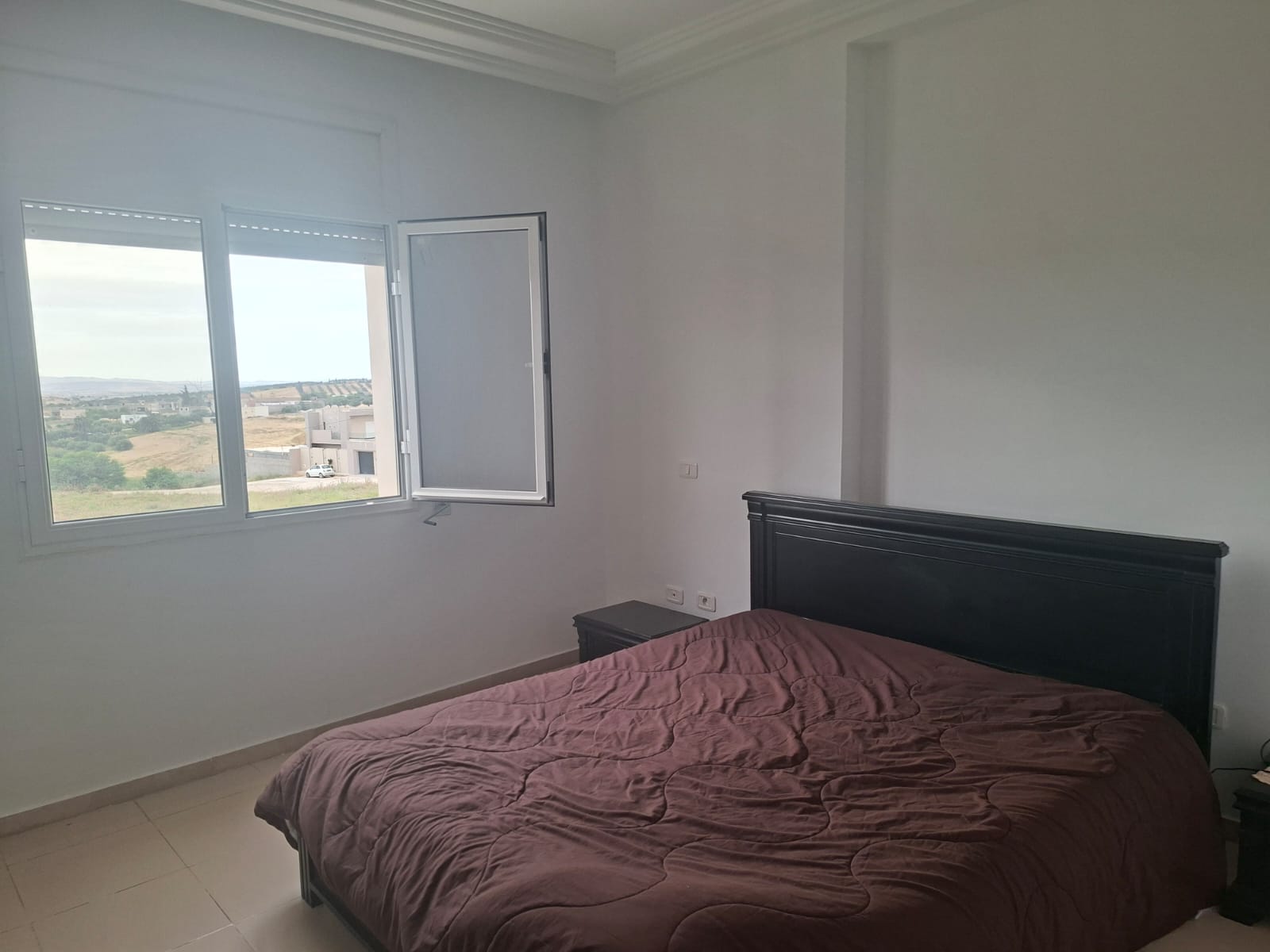 Mnihla&nbsp;Jardins d'el Menzah&nbsp;Location&nbsp;Appart. 3 pi�ces&nbsp;Appartement s plus 2 � jardin d'el menzah
