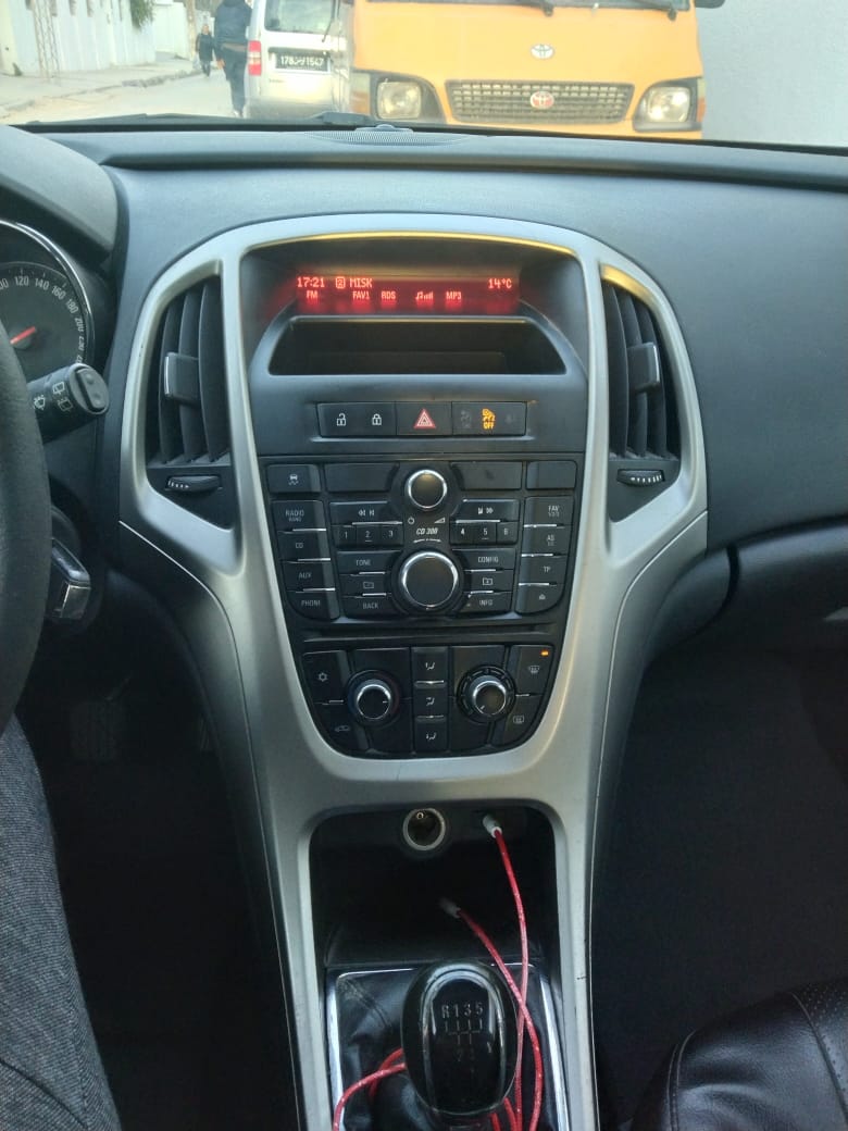 El Omrane&nbsp;El Omrane&nbsp;Opel&nbsp;Astra&nbsp;Belle occasion opel astra j