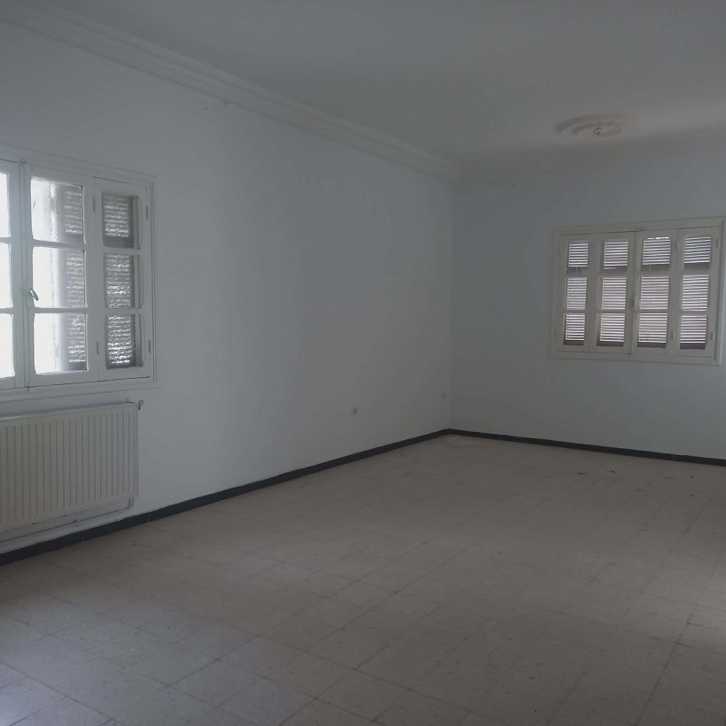 Le Bardo&nbsp;Le Bardo&nbsp;Location&nbsp;Appart. 4 pi�ces&nbsp;Villa quartier calme