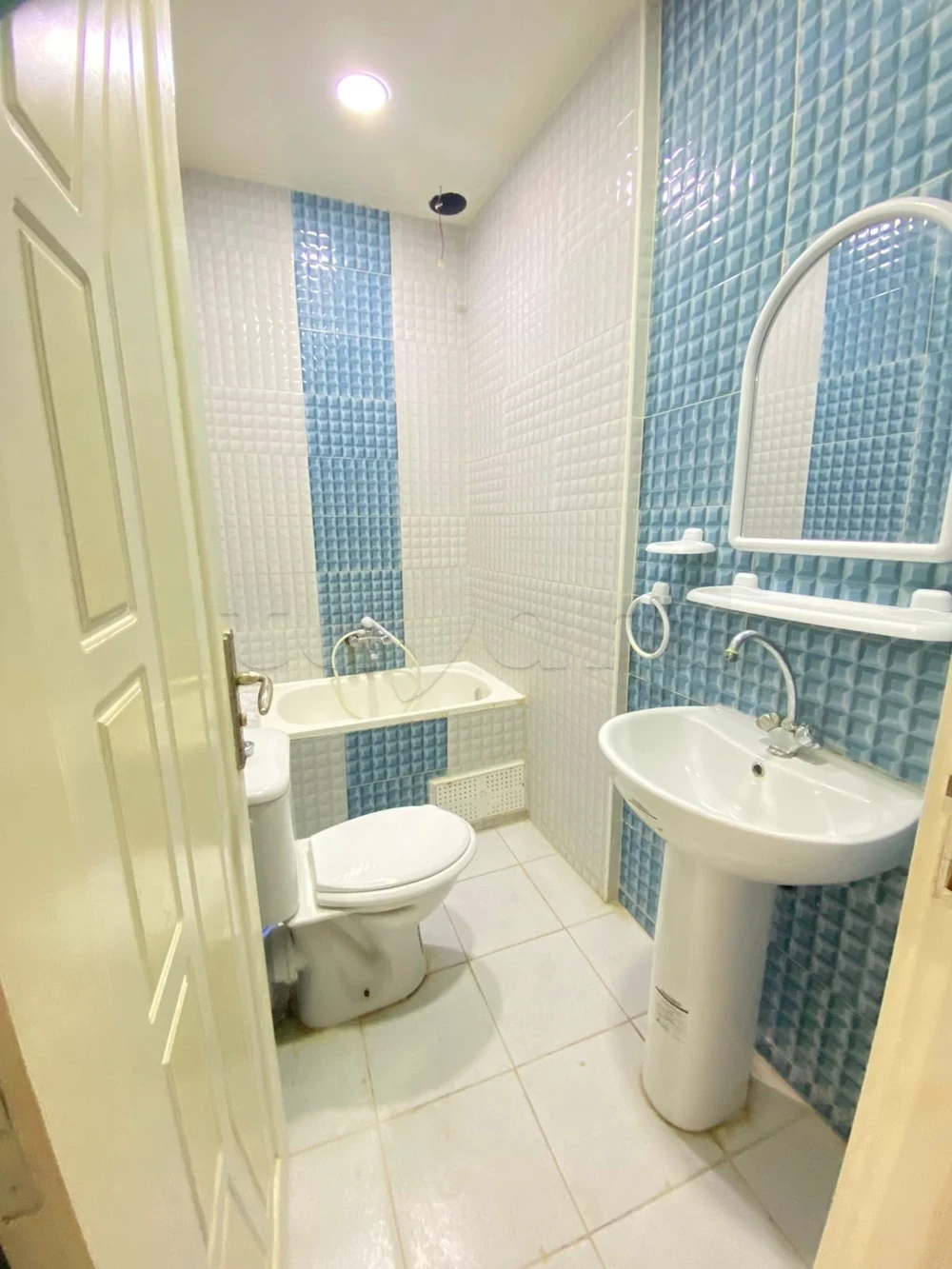 El Menzah&nbsp;El Manar 1&nbsp;Location&nbsp;Appart. 2 pi�ces&nbsp;Un coquet rdc de villa s1 � manar1