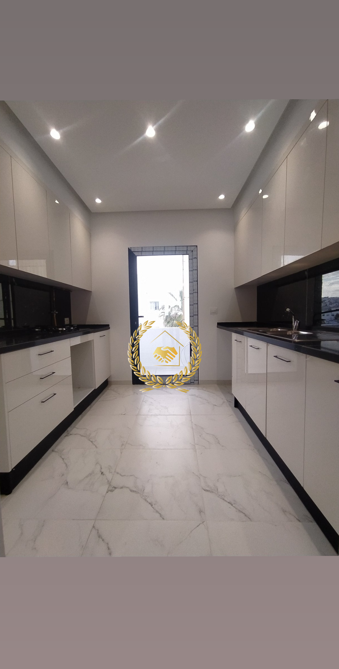 El Omrane&nbsp;El Omrane&nbsp;Location&nbsp;Appart. 2 pi�ces&nbsp;Appartement tr�s haut standing