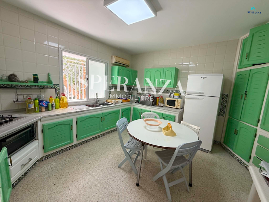 Hammamet&nbsp;Hammamet&nbsp;Location vacances&nbsp;Appart. 5 pi�ces+&nbsp;Villa rocher