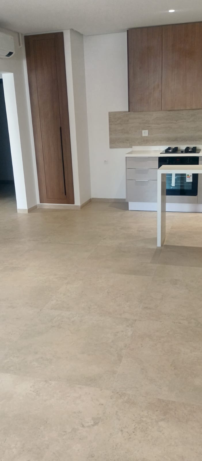 Ain Zaghouan&nbsp;Ain Zaghouan&nbsp;Location&nbsp;Appart. 3 pi�ces&nbsp;Appartement s  1 � ain zaghouan
