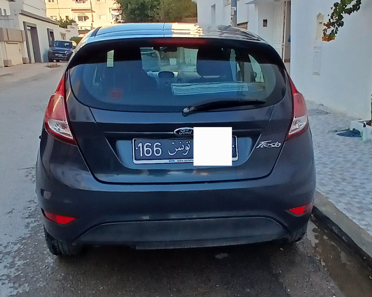 Mnihla&nbsp;Jardins d'el Menzah&nbsp;Ford&nbsp;Fiesta&nbsp;Ford fiesta