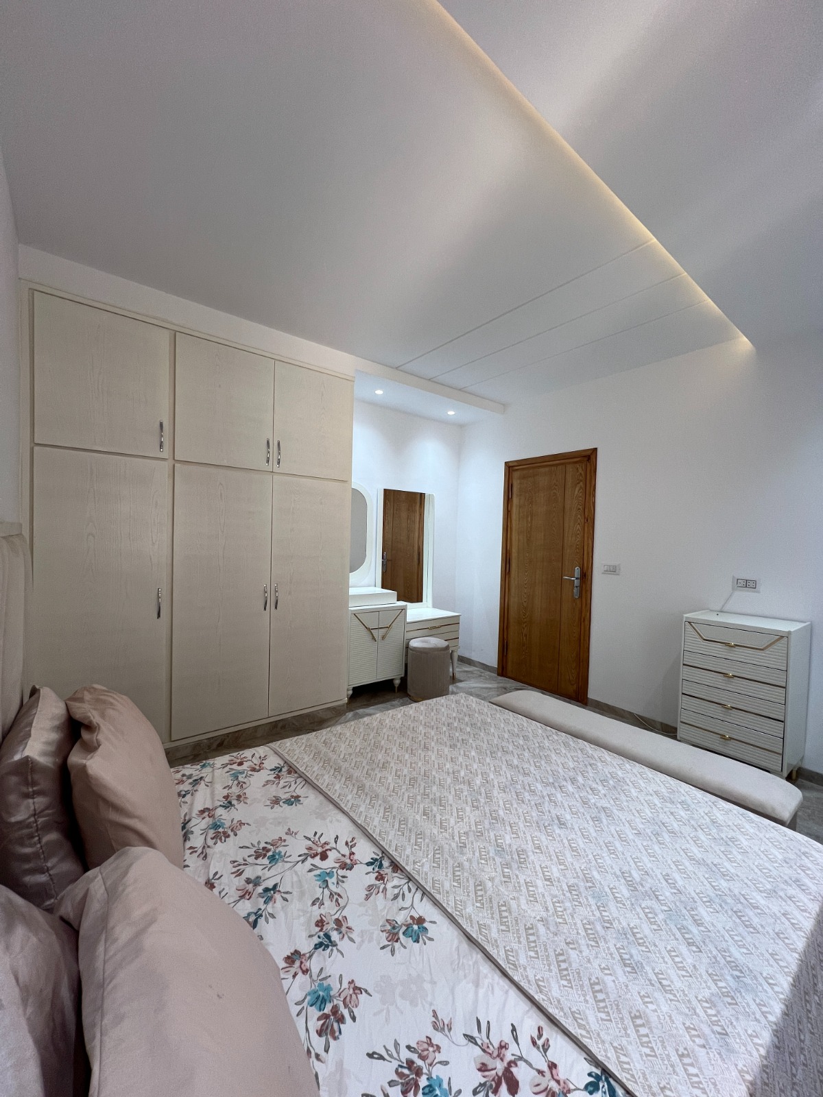 Hammam El Ghezaz&nbsp;Hammam El Ghezaz&nbsp;Location vacances&nbsp;Appart. 2 pi�ces&nbsp;Appartement au premier �tage a 100 m de la plage