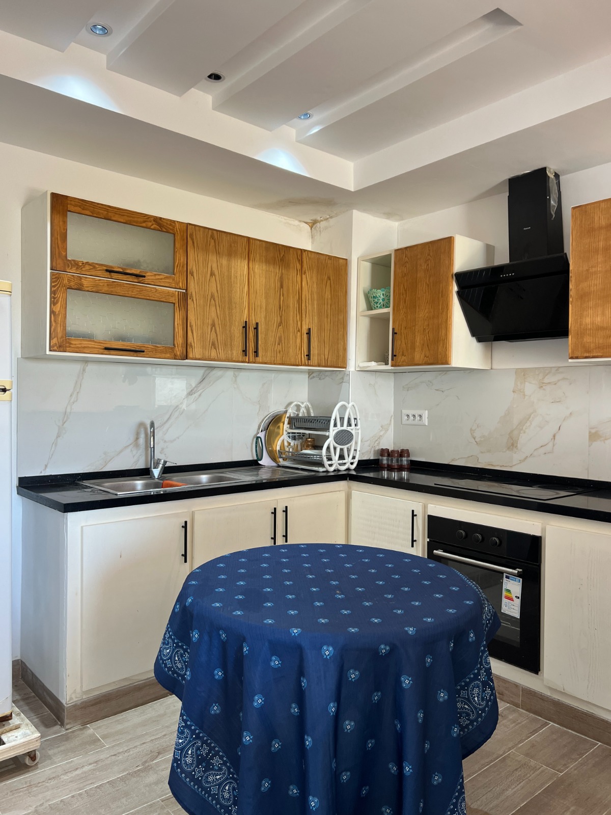 Hammam El Ghezaz&nbsp;Hammam El Ghezaz&nbsp;Location vacances&nbsp;Appart. 2 pi�ces&nbsp;Appartement au premier �tage a 100 m de la plage