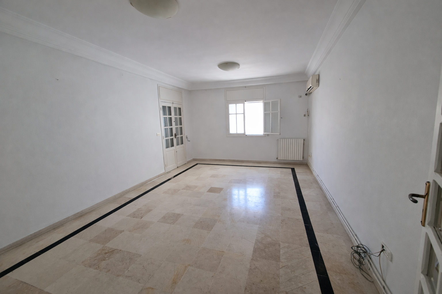 Ezzahra&nbsp;Ezzahra&nbsp;Vente&nbsp;Appart. 4 pi�ces&nbsp;Particulier s3 au 2eme �tages