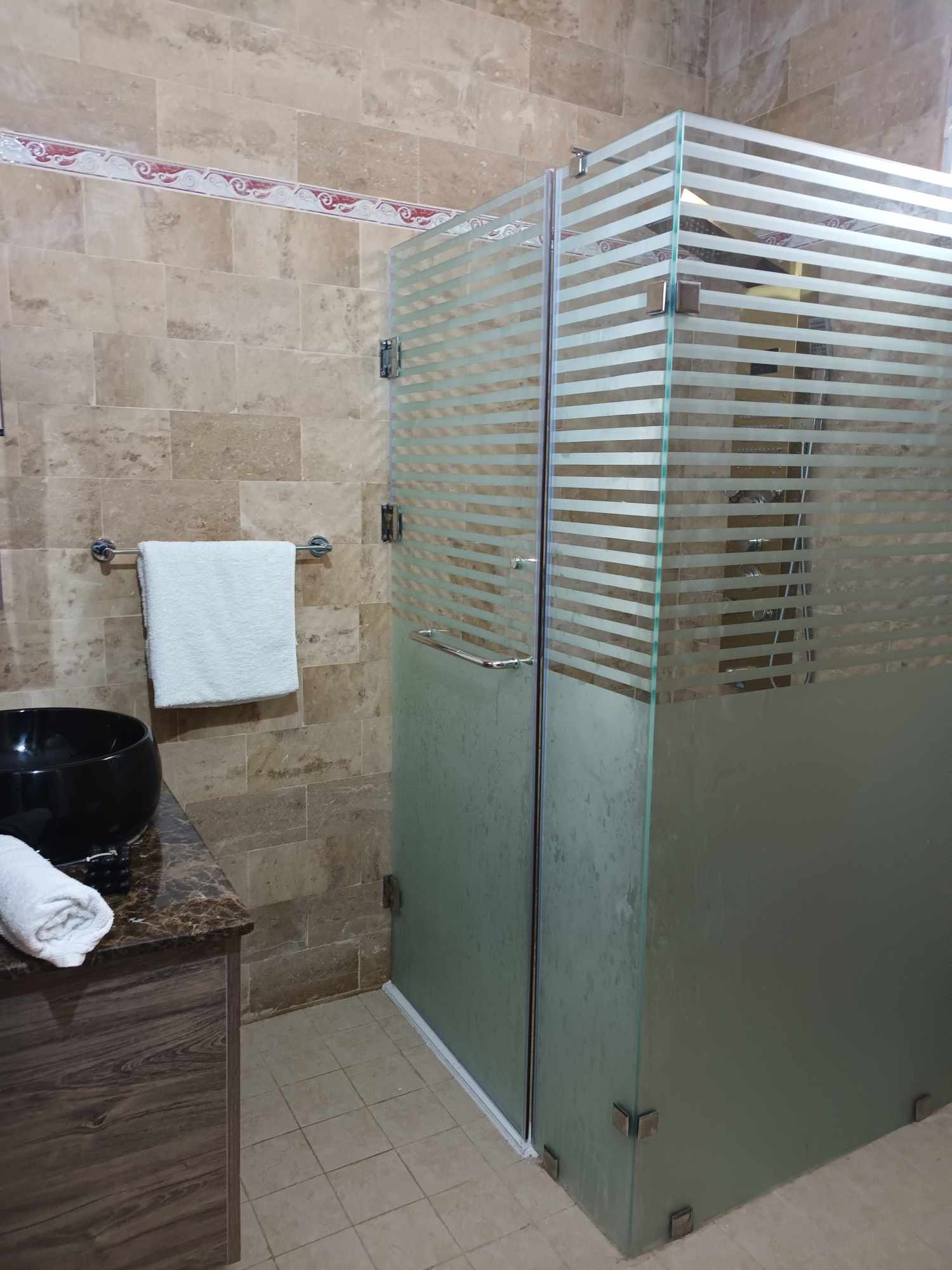 Bizerte Nord&nbsp;Bizerte&nbsp;Location vacances&nbsp;Maisons&nbsp;Un �tage d'une villa  � bizerte pied dans l'eau