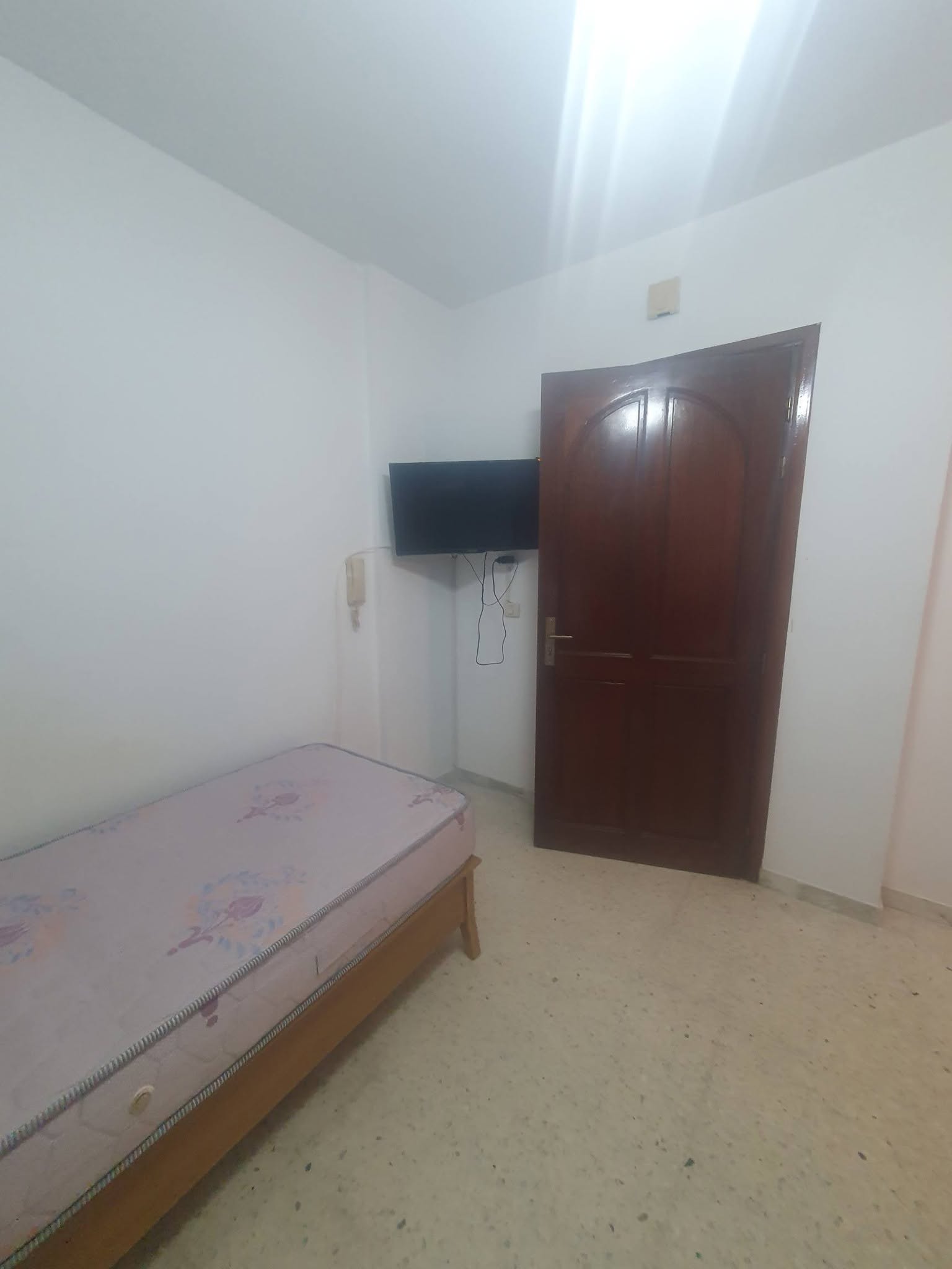 El Menzah&nbsp;El Manar 1&nbsp;Location&nbsp;Appart. 1 pi�ce&nbsp;Appartement s0 lumineux � el manar 1