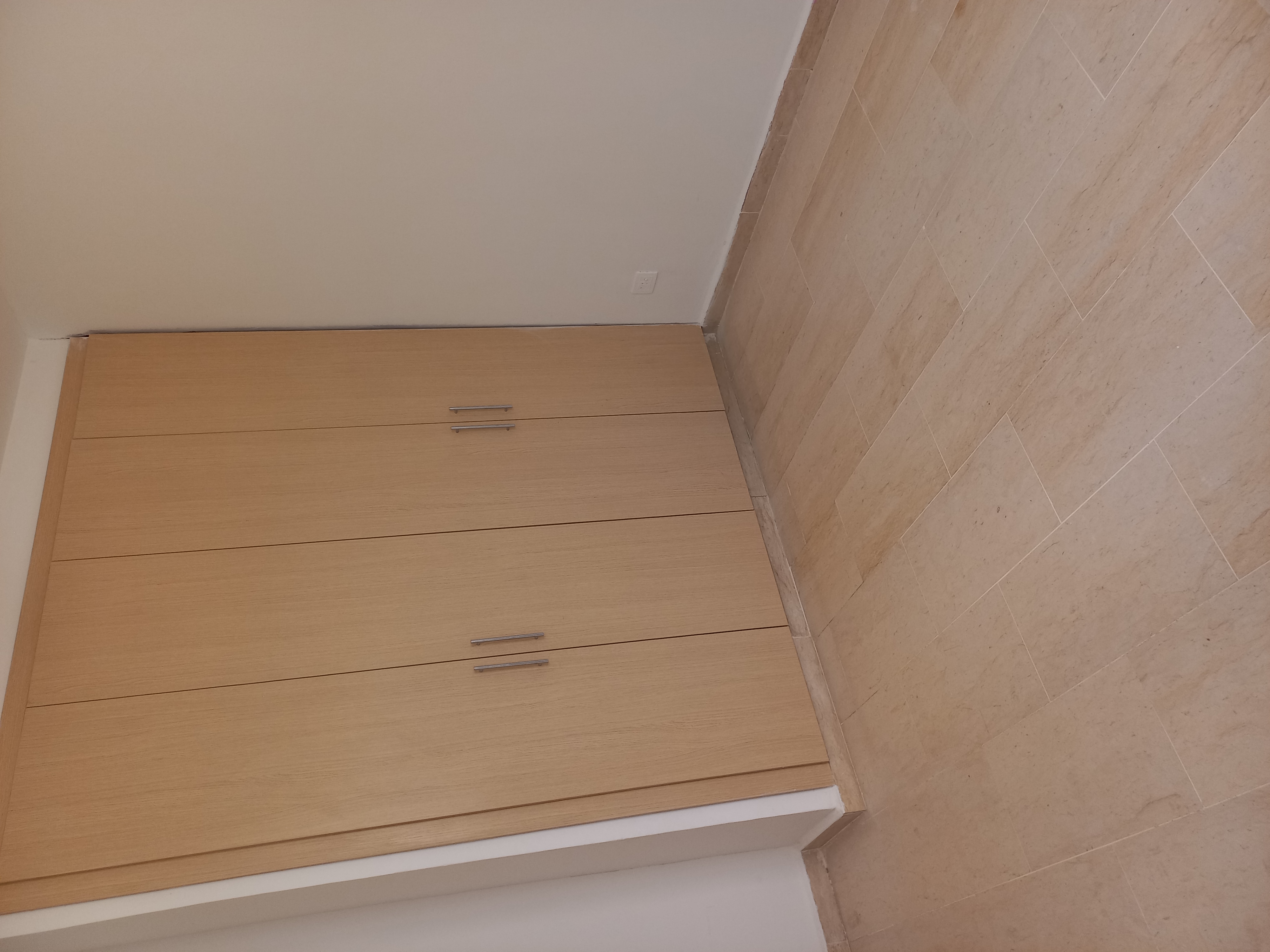 El Omrane Superieur&nbsp;El Omrane Superieur&nbsp;Location&nbsp;Appart. 3 pi�ces&nbsp;Appartement haut standing  3 pi�ces