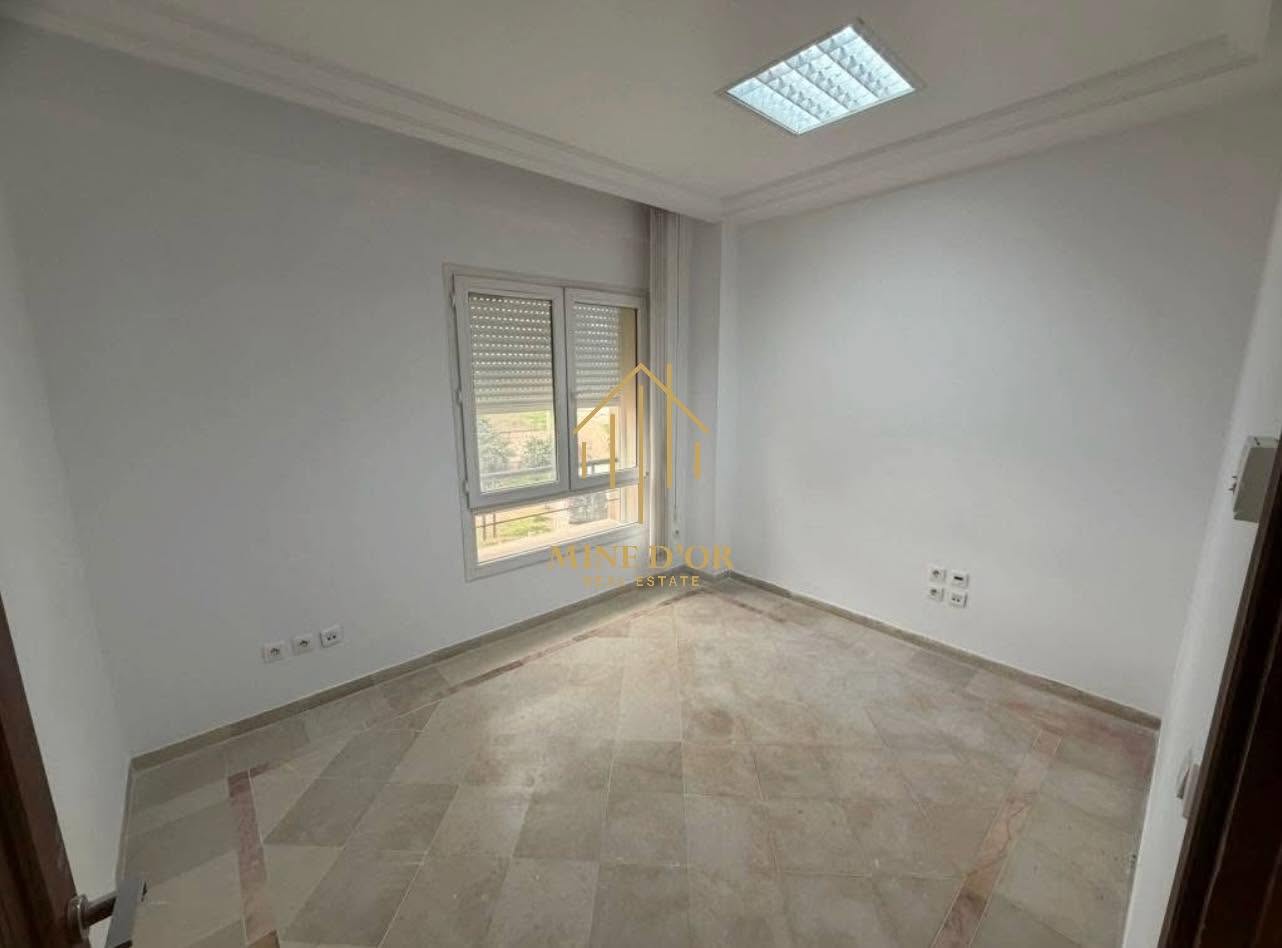 Ariana Ville&nbsp;Borj El Baccouche&nbsp;Bureaux & Commerces&nbsp;Bureau&nbsp;Bureau en 4espaces a borj baccouche ariana