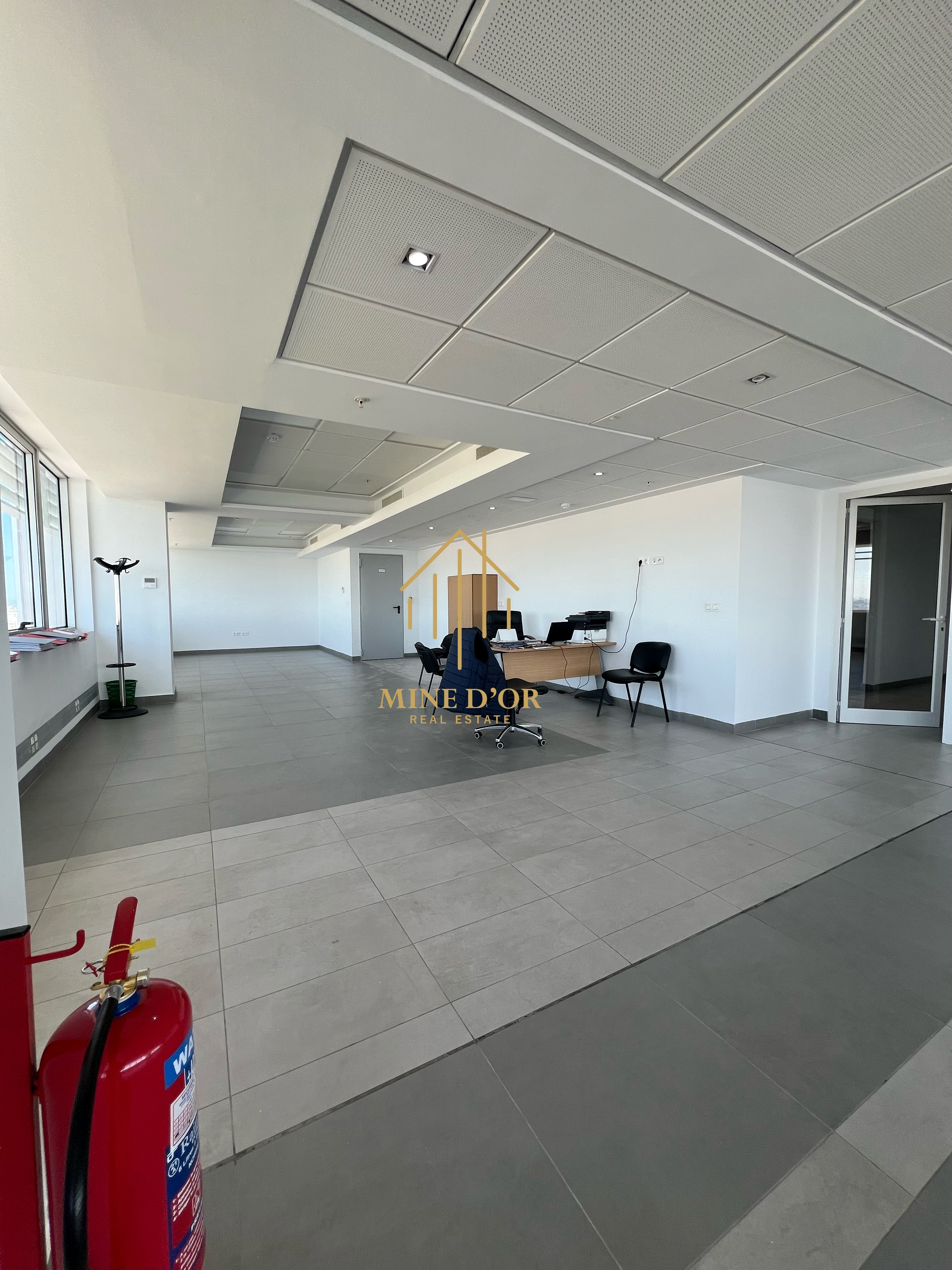 Cite El Khadra&nbsp;Zone urbaine nord&nbsp;Bureaux & Commerces&nbsp;Bureau&nbsp;Des plateaux haut standing situ� au centre urbain