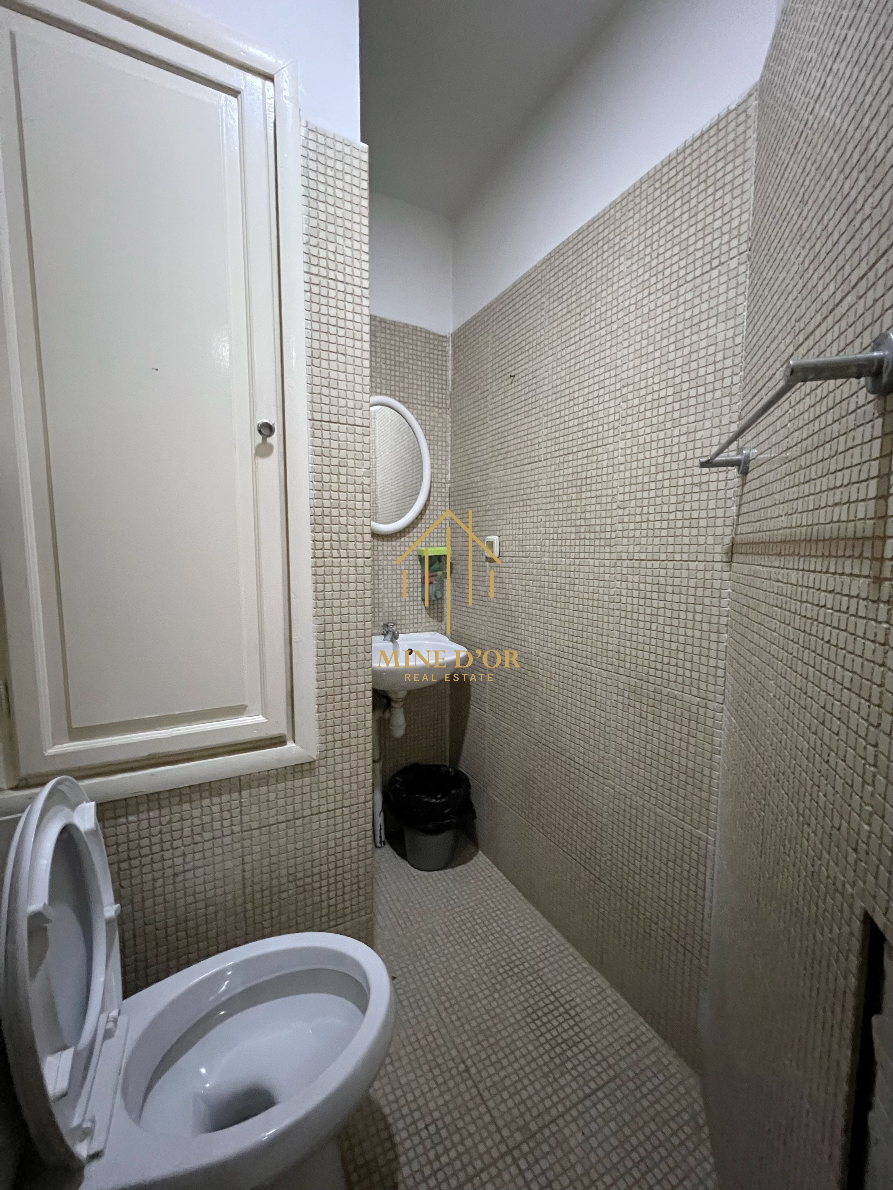 Bab Bhar&nbsp;Montplaisir&nbsp;Bureaux & Commerces&nbsp;Bureau&nbsp;Bureau h2 usage administratif � montplaisir