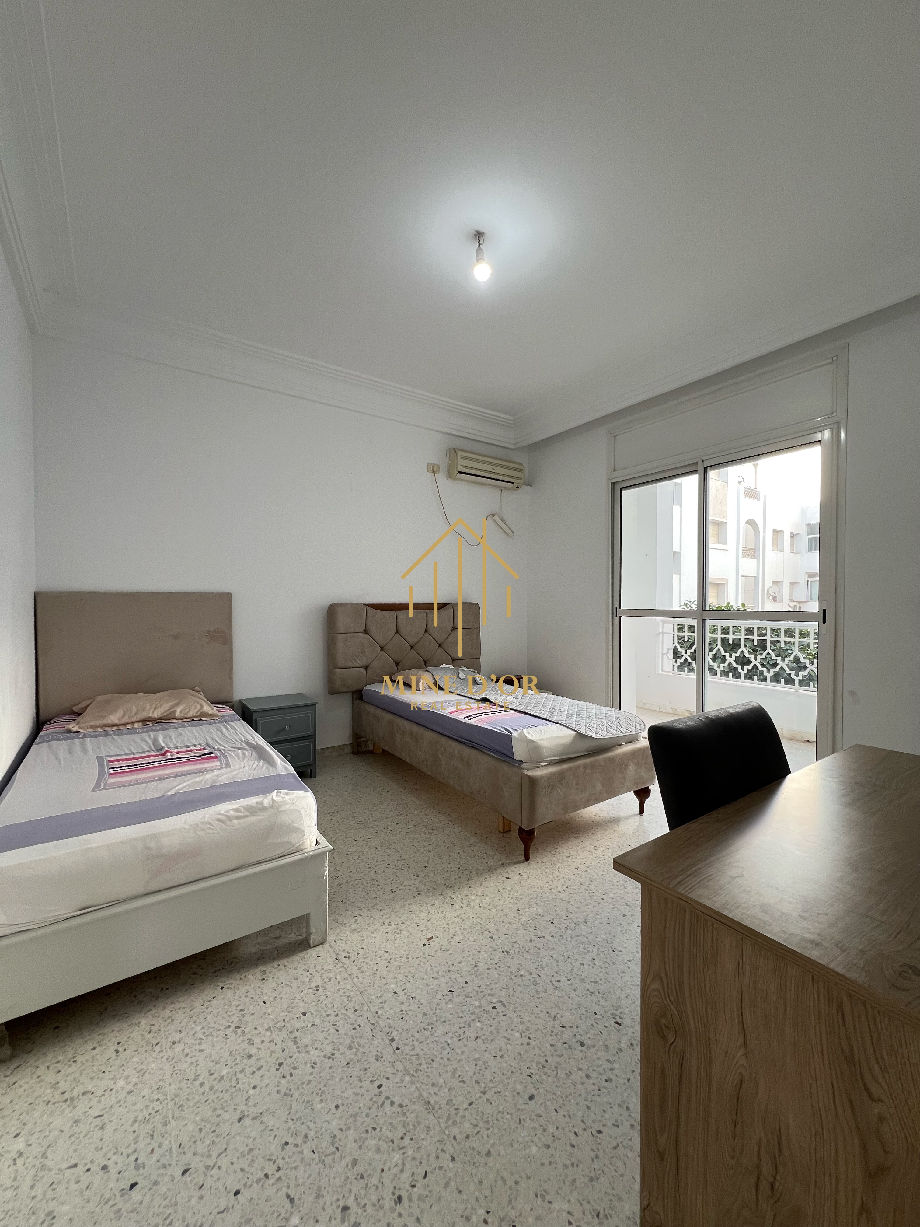 Cite El Khadra&nbsp;Zone urbaine nord&nbsp;Location&nbsp;Appart. 4 pi�ces&nbsp;Appartement s3 meubl� au centre urbain nord