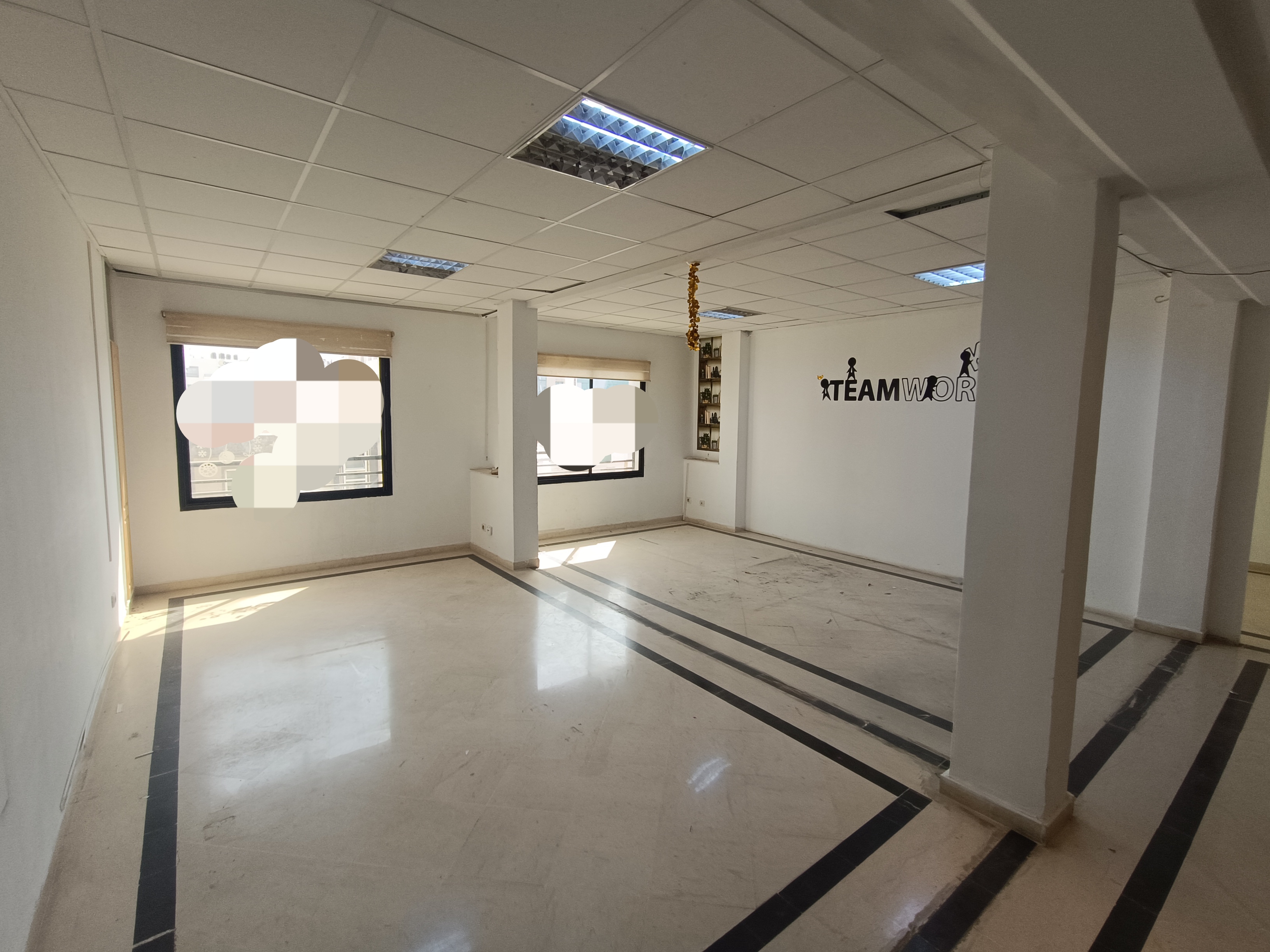 Cite El Khadra&nbsp;Kheireddine Pacha&nbsp;Bureaux & Commerces&nbsp;Bureau&nbsp;Bureau open space et une pi�ce