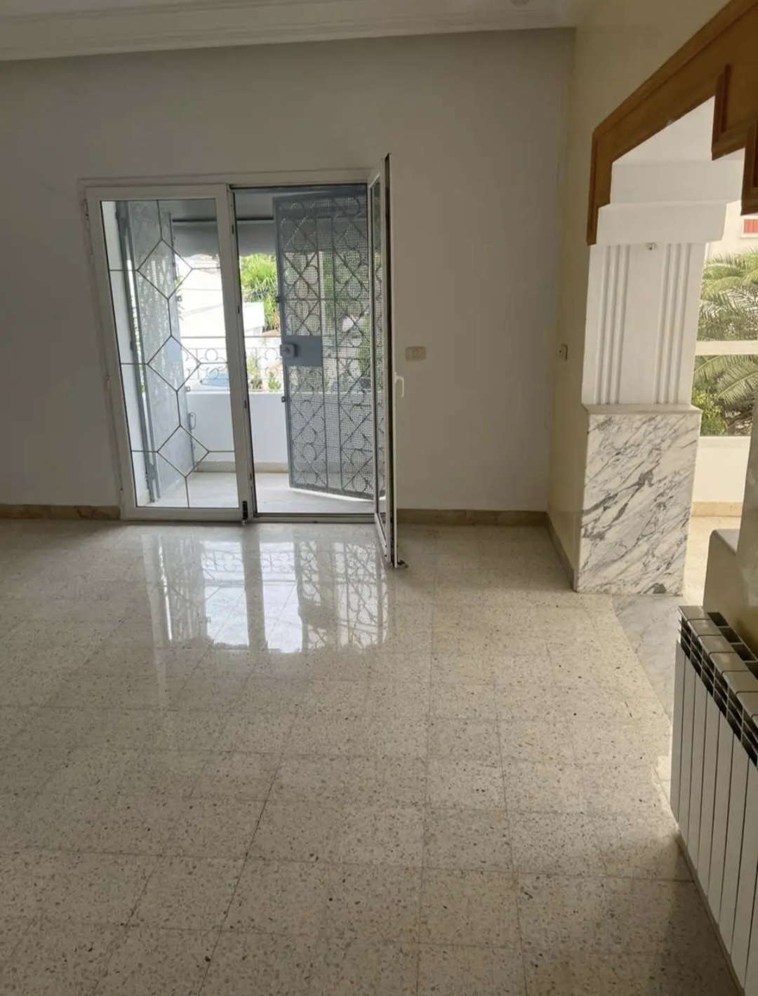 El Menzah&nbsp;El Menzah 4&nbsp;Location&nbsp;Appart. 4 pi�ces&nbsp;Etage de villa s plus 4 a menzah 4