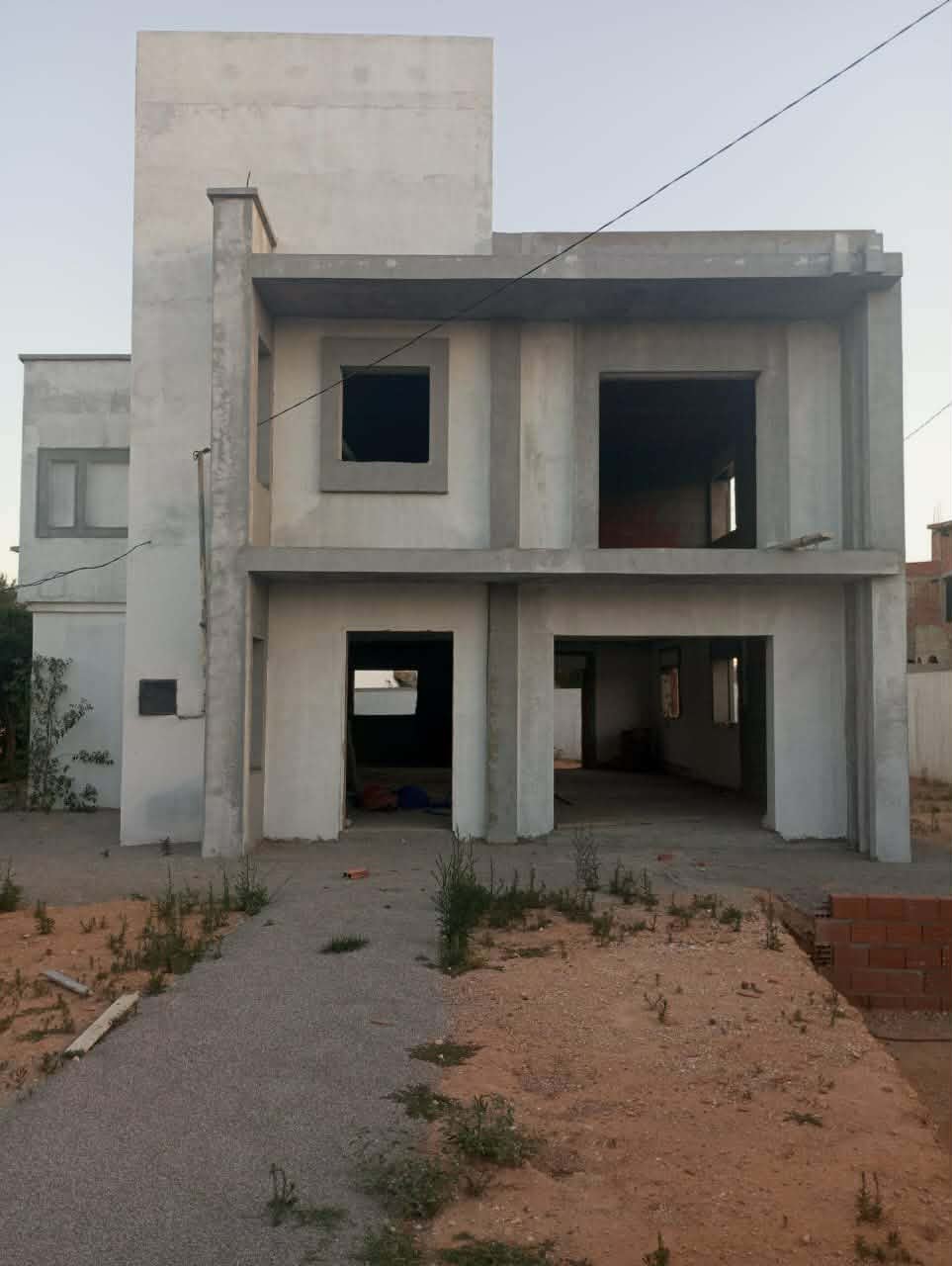 Hammamet&nbsp;Hammamet&nbsp;Vente&nbsp;Maisons&nbsp;Av villa 700m avec piscine � hammamet sud