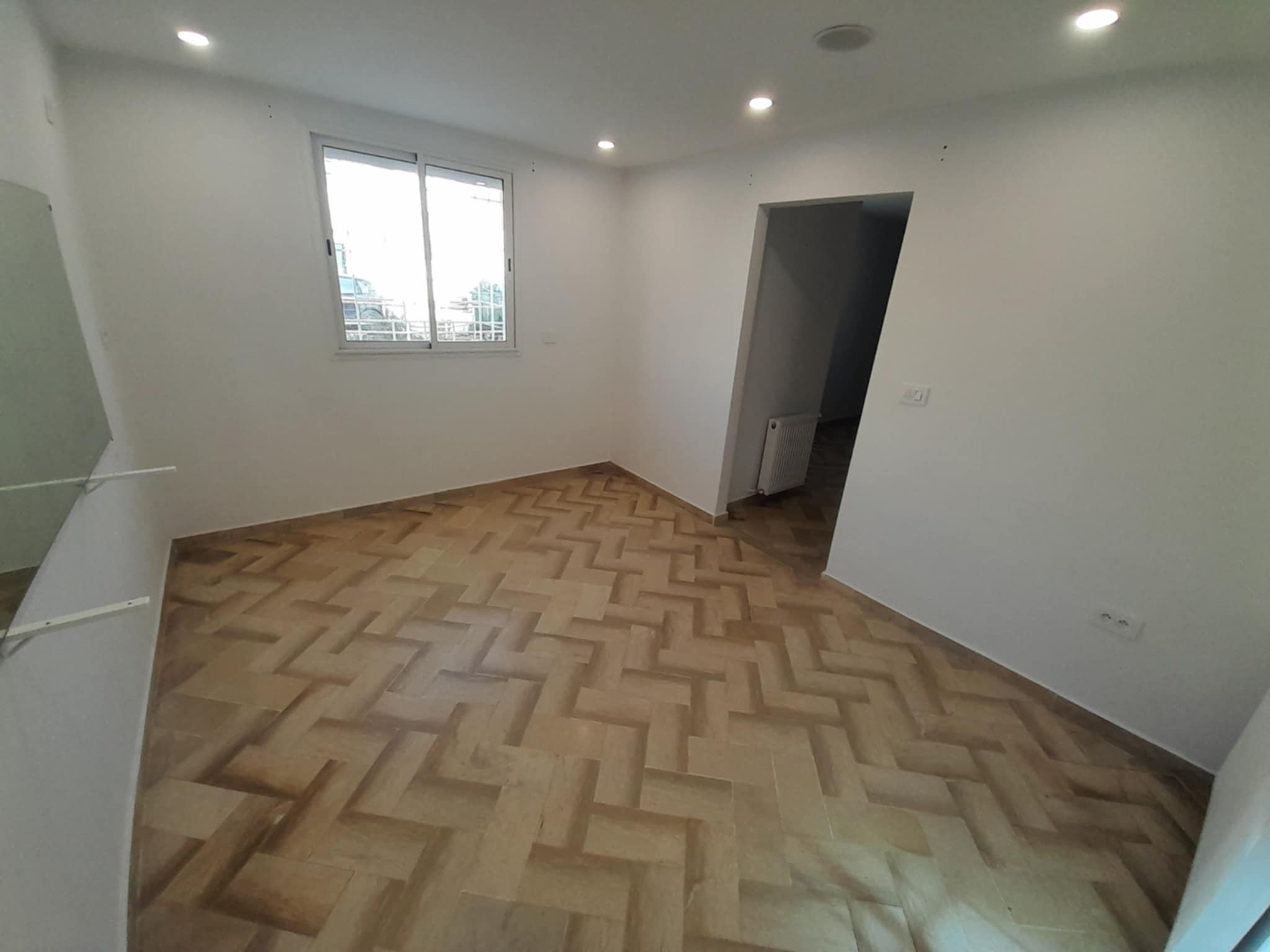 Ariana Ville&nbsp;El Menzah 8&nbsp;Location&nbsp;Surfaces&nbsp;Local commercial menzah 8