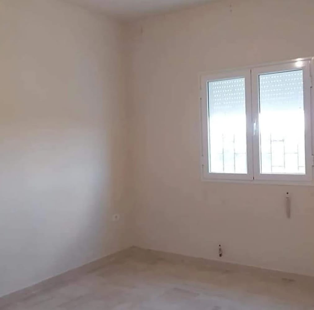 El Mourouj&nbsp;Bir El Kassaa&nbsp;Location&nbsp;Appart. 2 pi�ces&nbsp;Apprtement proche de march� de gros