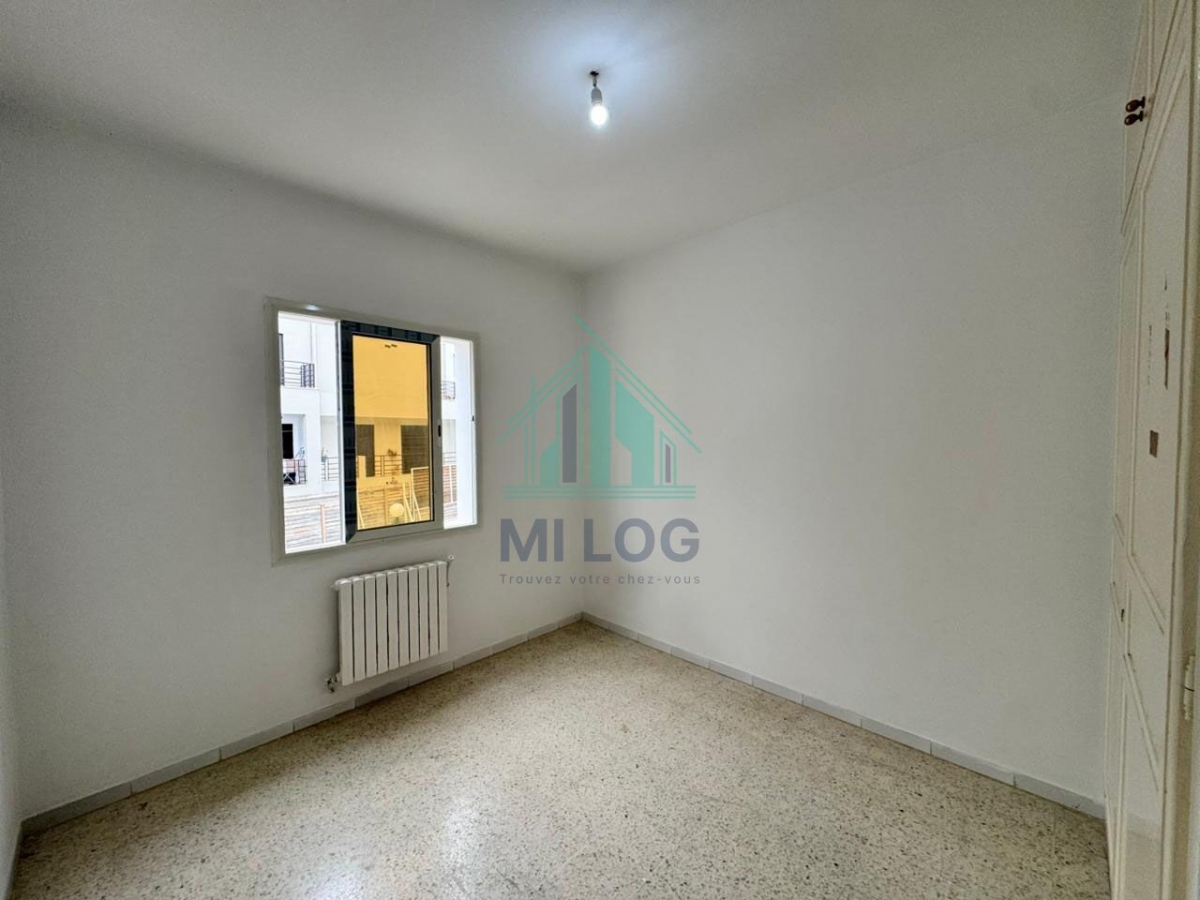 Ariana Ville&nbsp;Cite Ennasr 2&nbsp;Vente&nbsp;Appart. 4 pi�ces&nbsp;Opportunit� s4 avec garage � ennacer 2