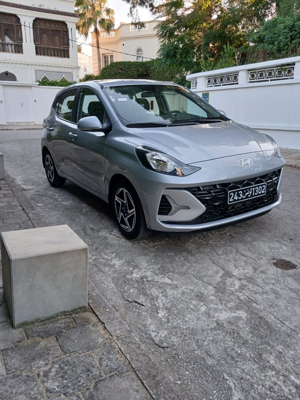 El Menzah&nbsp;El Menzah 1&nbsp;Hyundai&nbsp;Autre Mod�le&nbsp;Faible kilom�trage