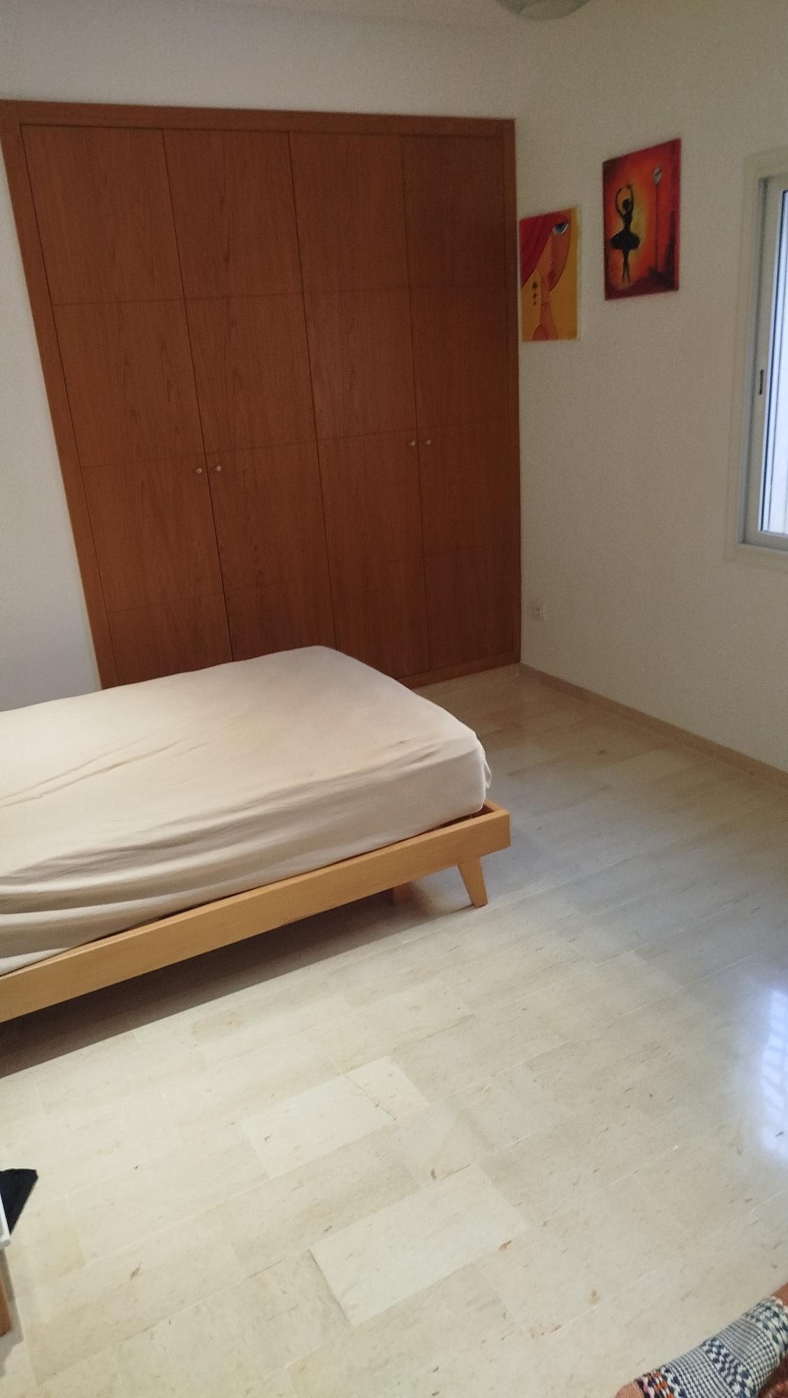 La Marsa&nbsp;El Aouina&nbsp;Location&nbsp;Appart. 4 pi�ces&nbsp;Etage de villa s3