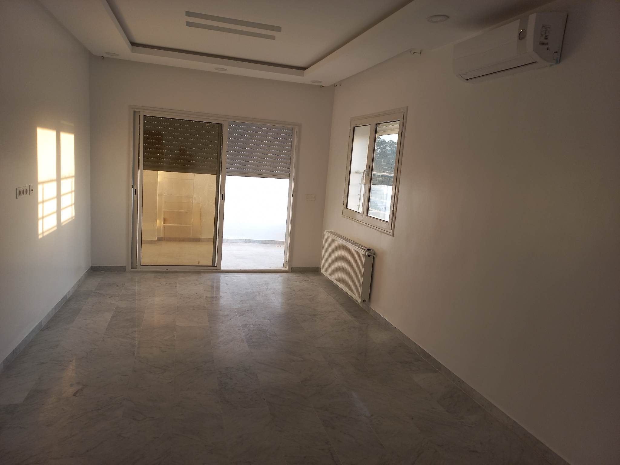 Ain Zaghouan&nbsp;Ain Zaghouan&nbsp;Location&nbsp;Appart. 2 pi�ces&nbsp;Appt s3 ain zaghouan pr�s showroom hyundai