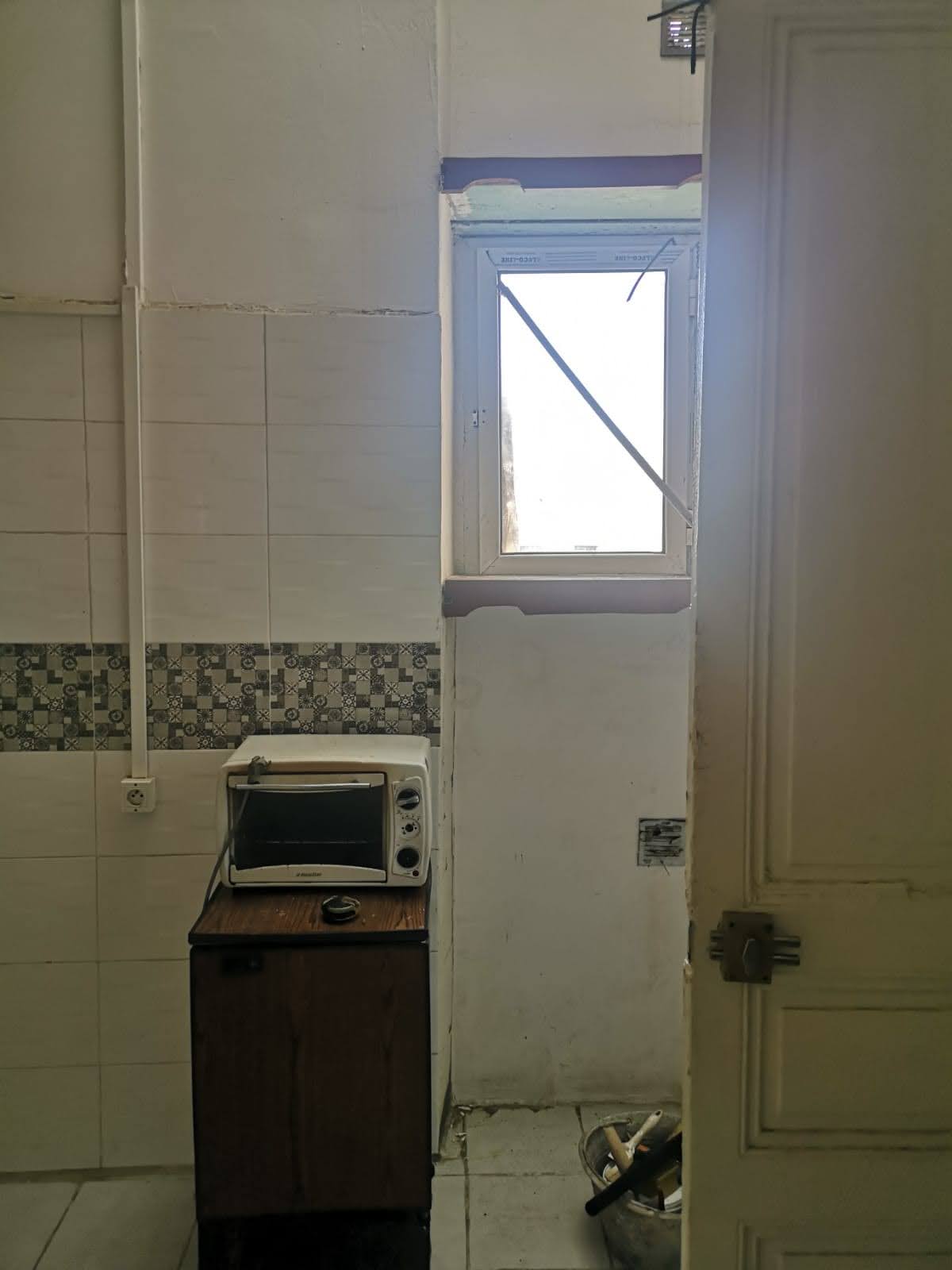 Sidi El Bechir&nbsp;Monfleury&nbsp;Location&nbsp;Appart. 1 pi�ce&nbsp;Studio � la rue d'alg�rie place barcelone