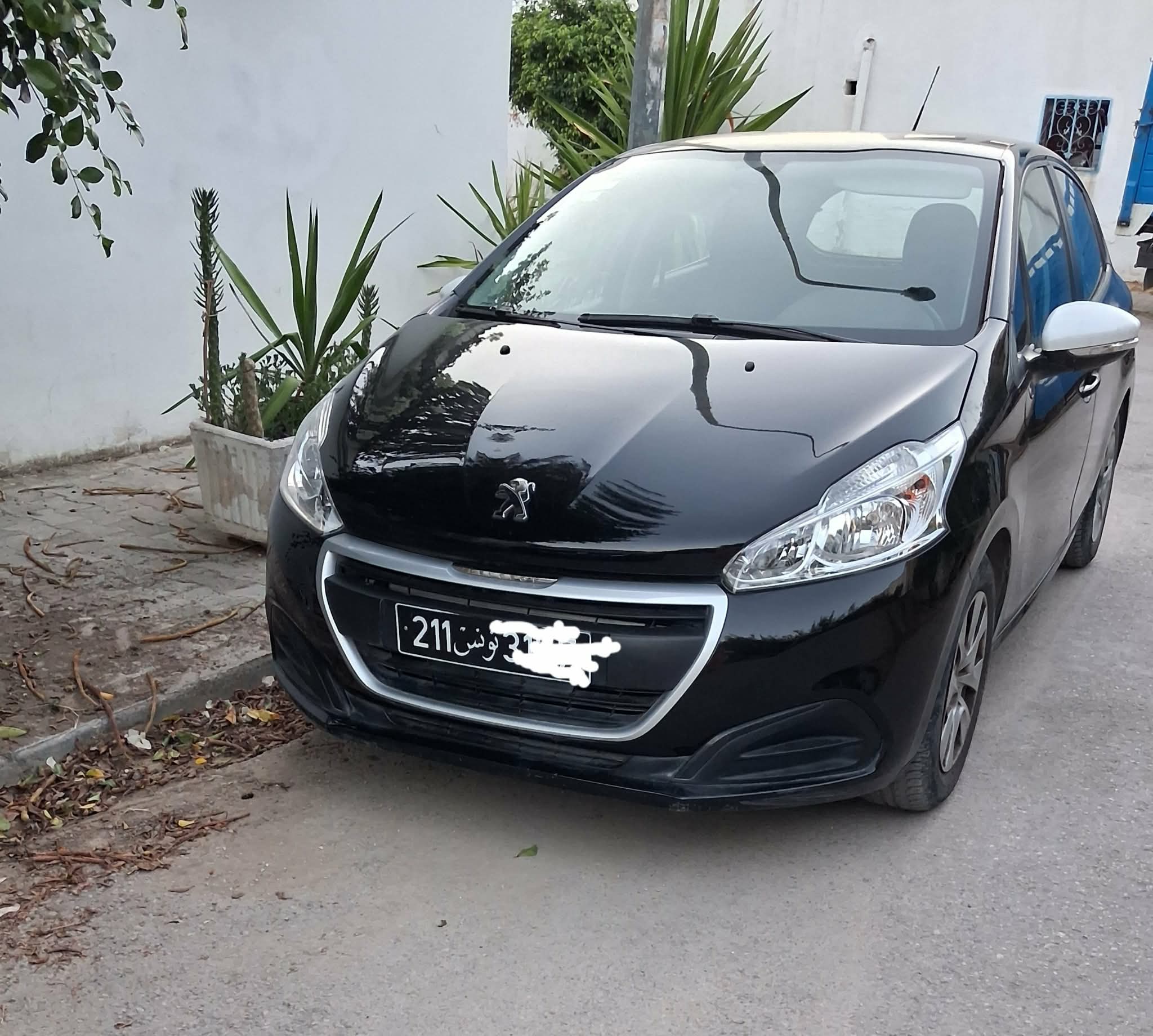 La Soukra&nbsp;La Soukra&nbsp;Peugeot&nbsp;208&nbsp;Peugoet 208