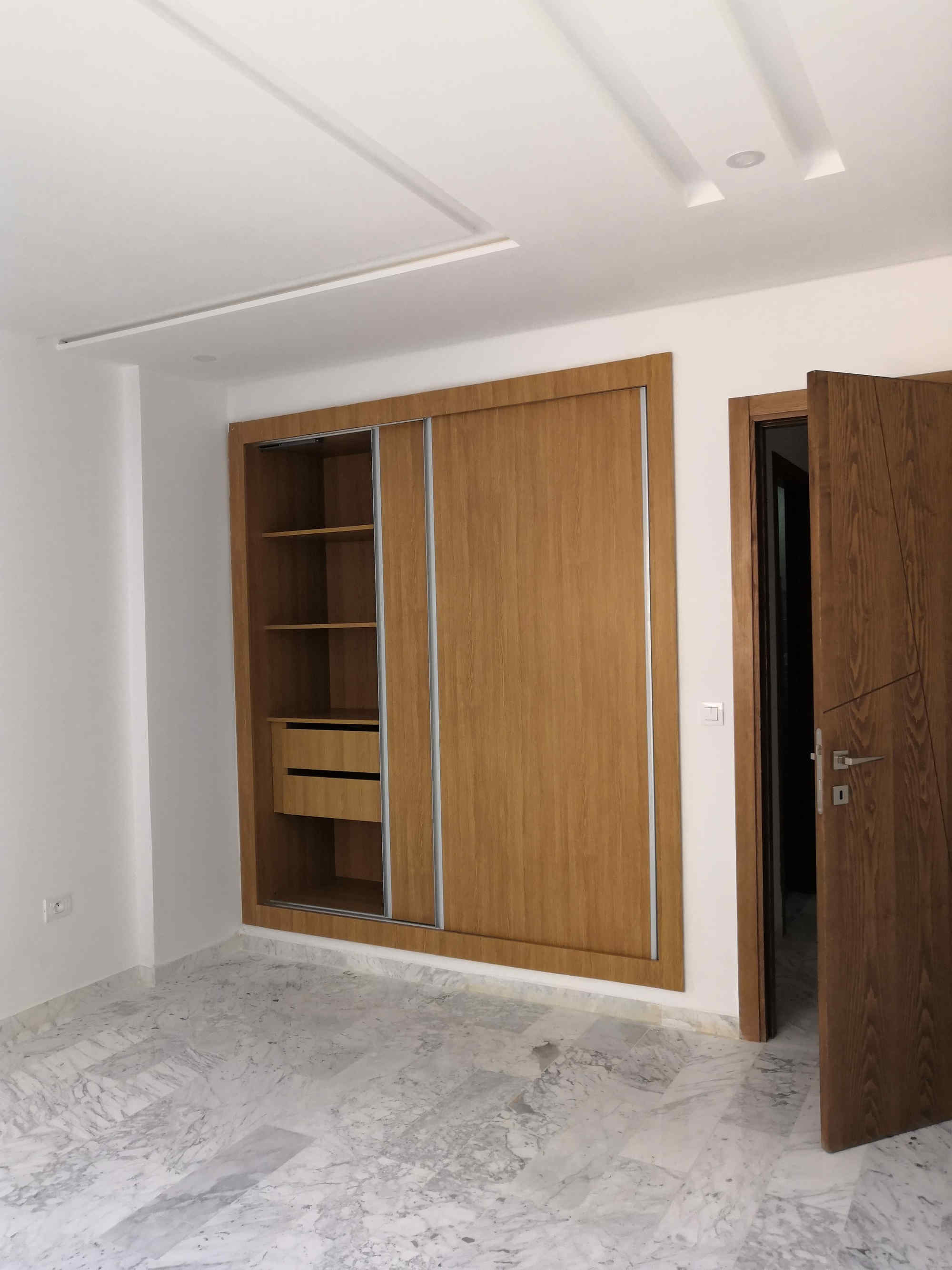 Ain Zaghouan&nbsp;Ain Zaghouan&nbsp;Location&nbsp;Appart. 2 pi�ces&nbsp;Spacieux s plus 1